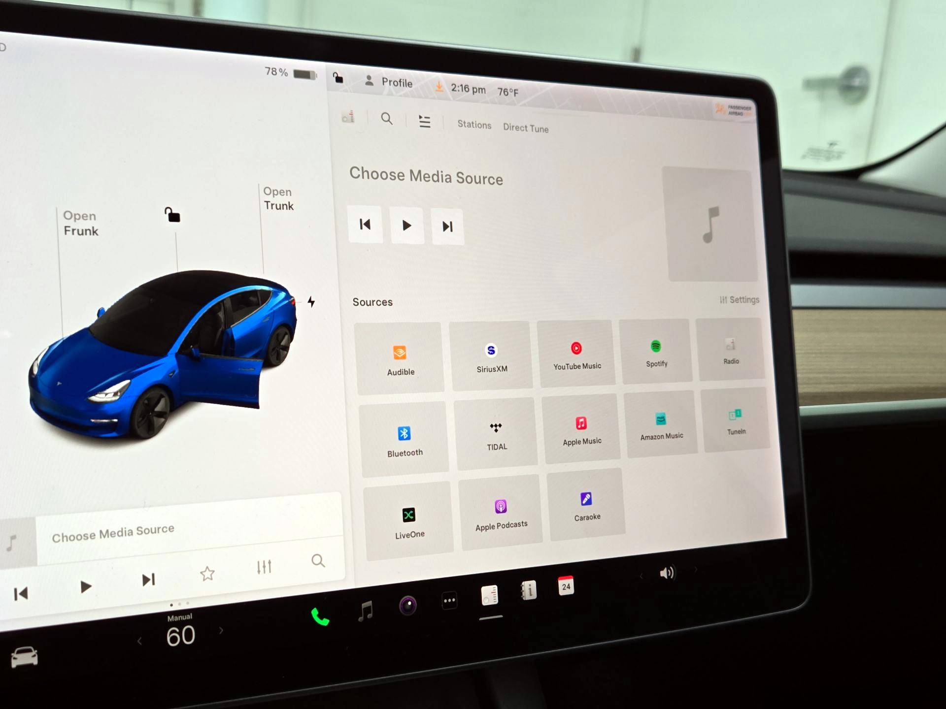 Thumbnail: 2021 Tesla Model 3 - 15