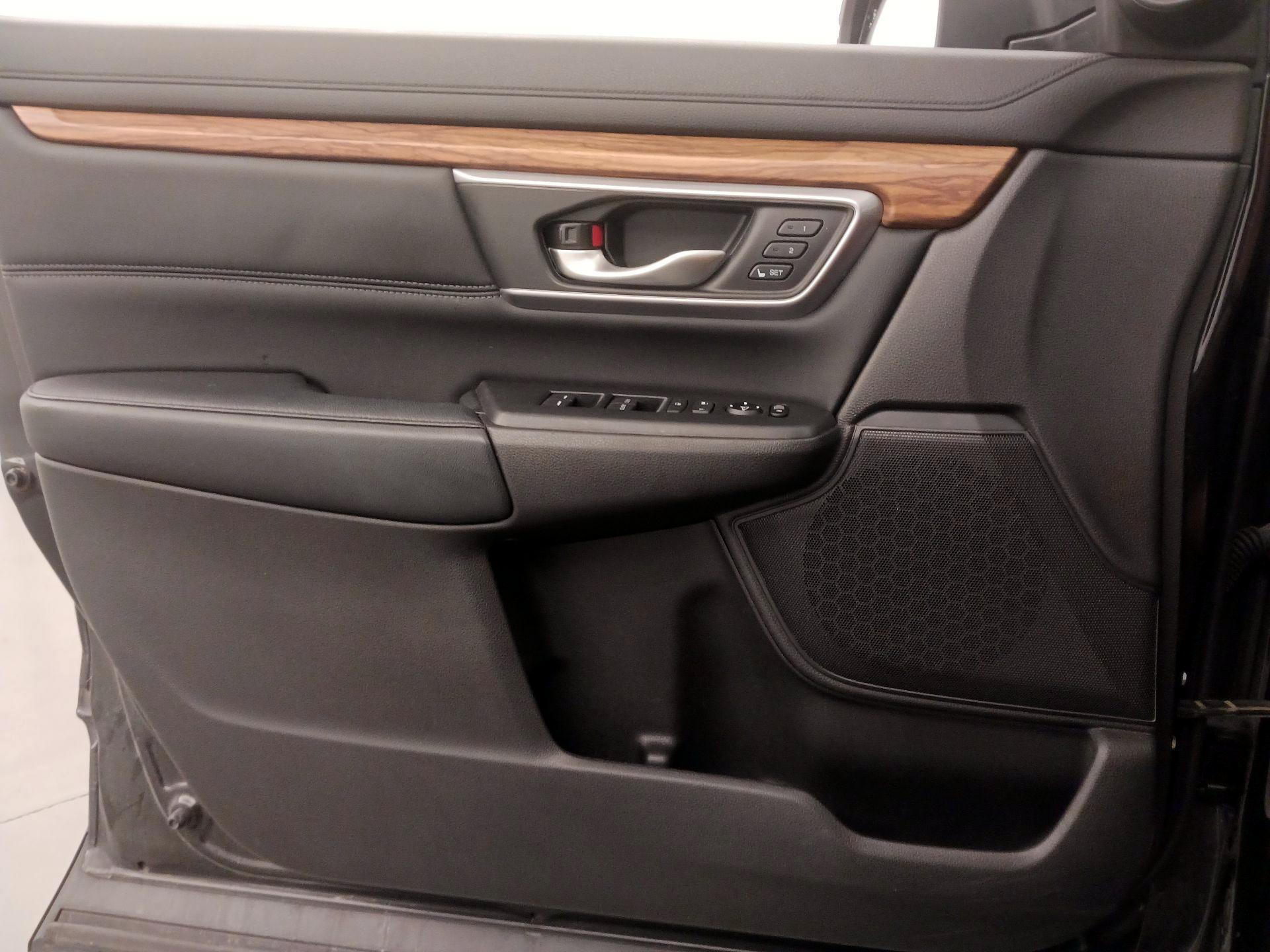 Thumbnail: 2017 Honda CR-V - 12