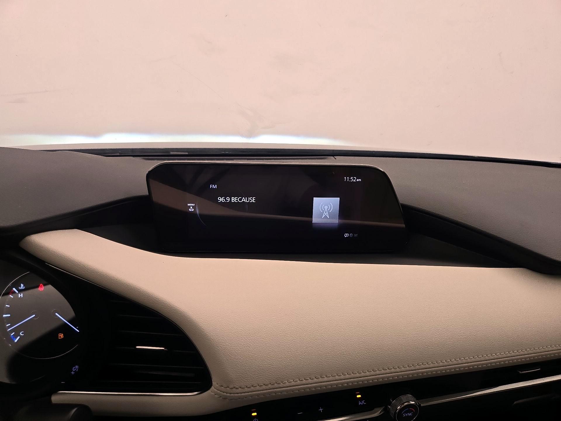 Thumbnail: 2022 Mazda Mazda3 - 16