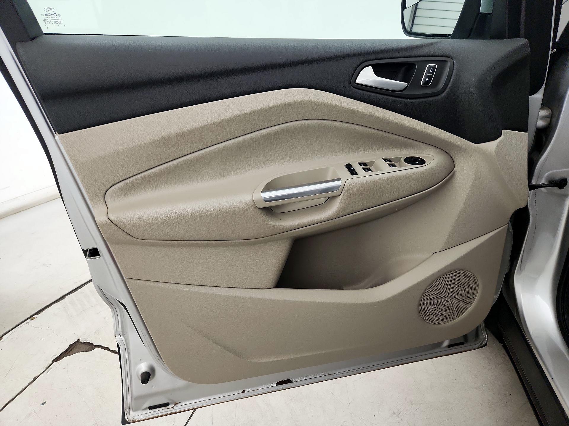 Thumbnail: 2015 Ford Escape - 12
