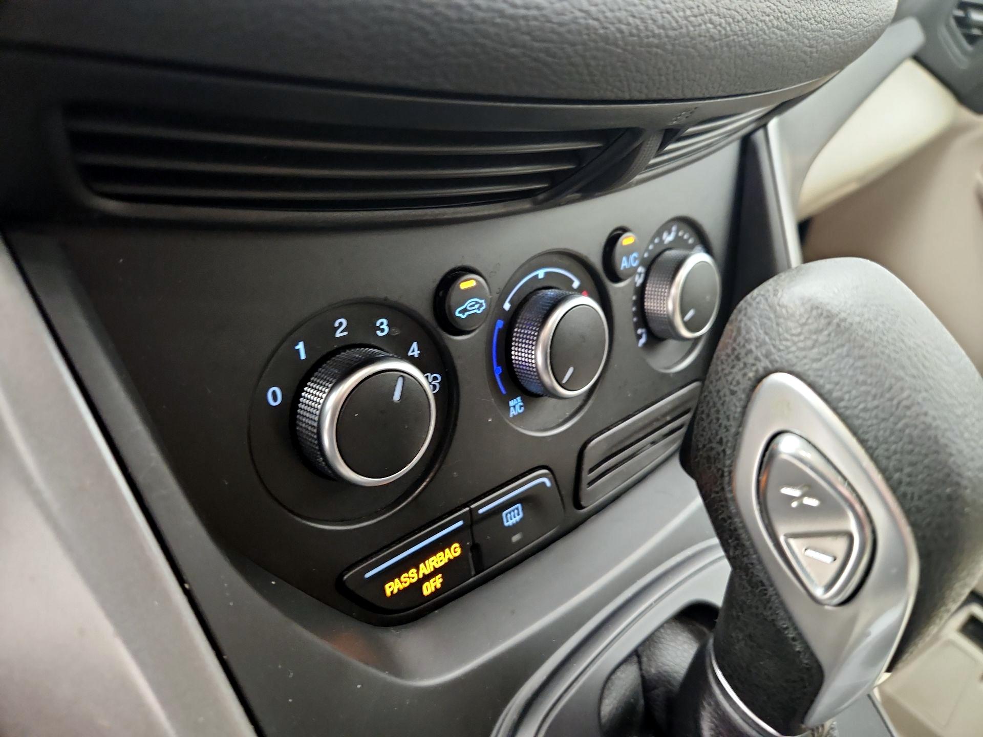 Thumbnail: 2015 Ford Escape - 16