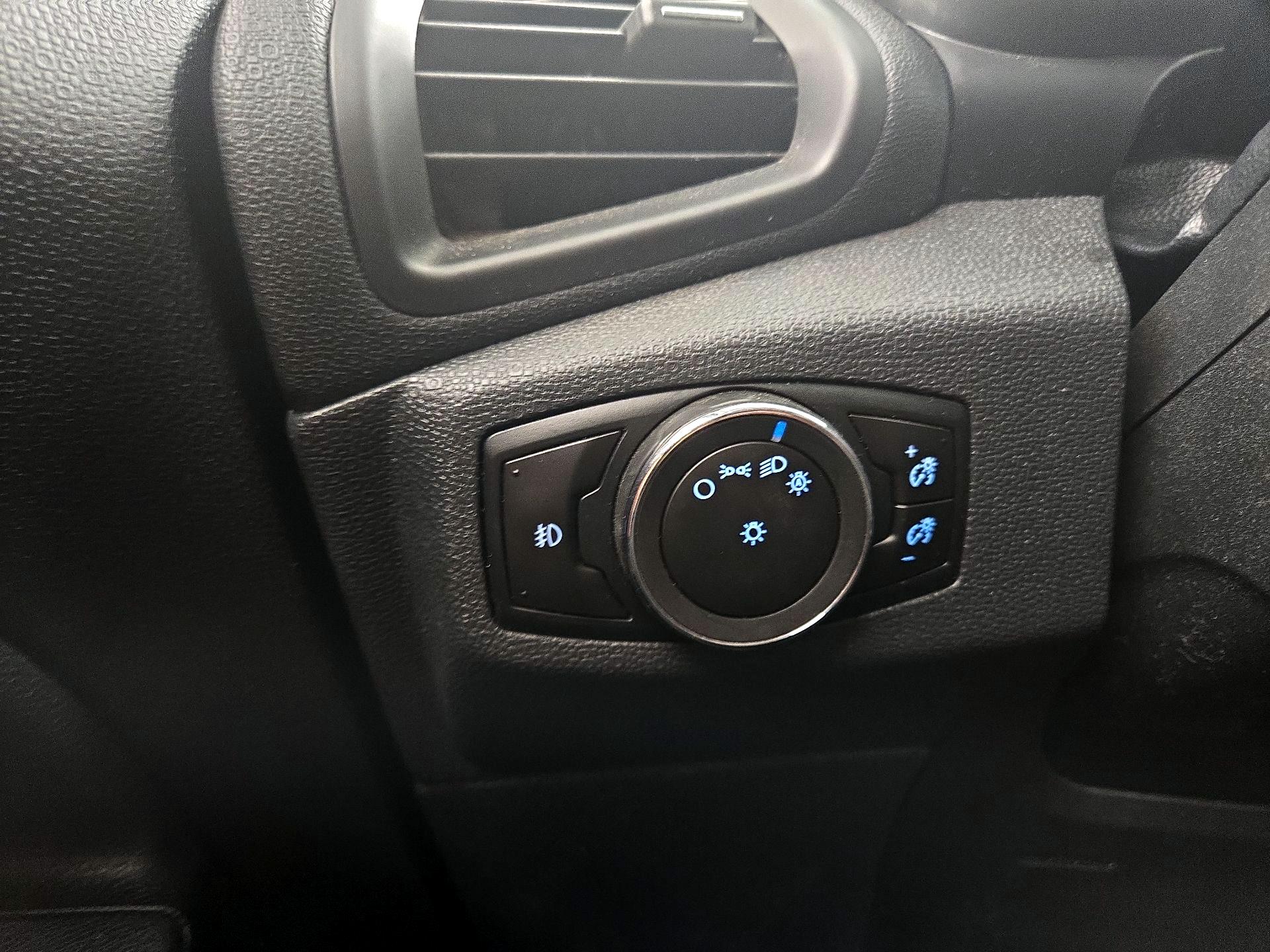 Thumbnail: 2020 Ford EcoSport - 13
