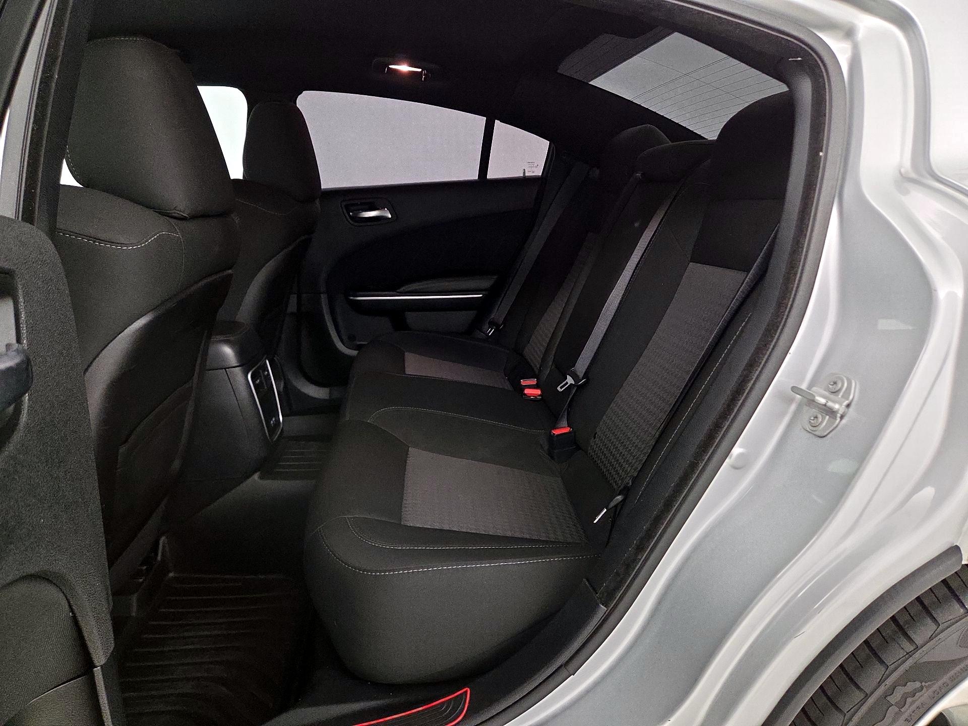 Thumbnail: 2020 Dodge Charger - 18