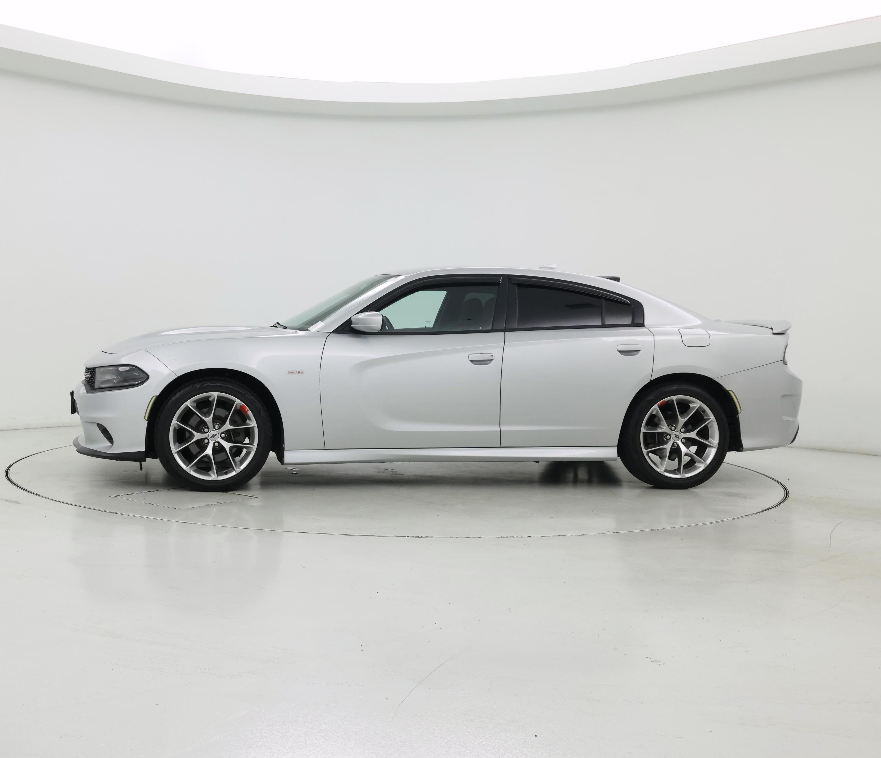 Thumbnail: 2020 Dodge Charger - 3