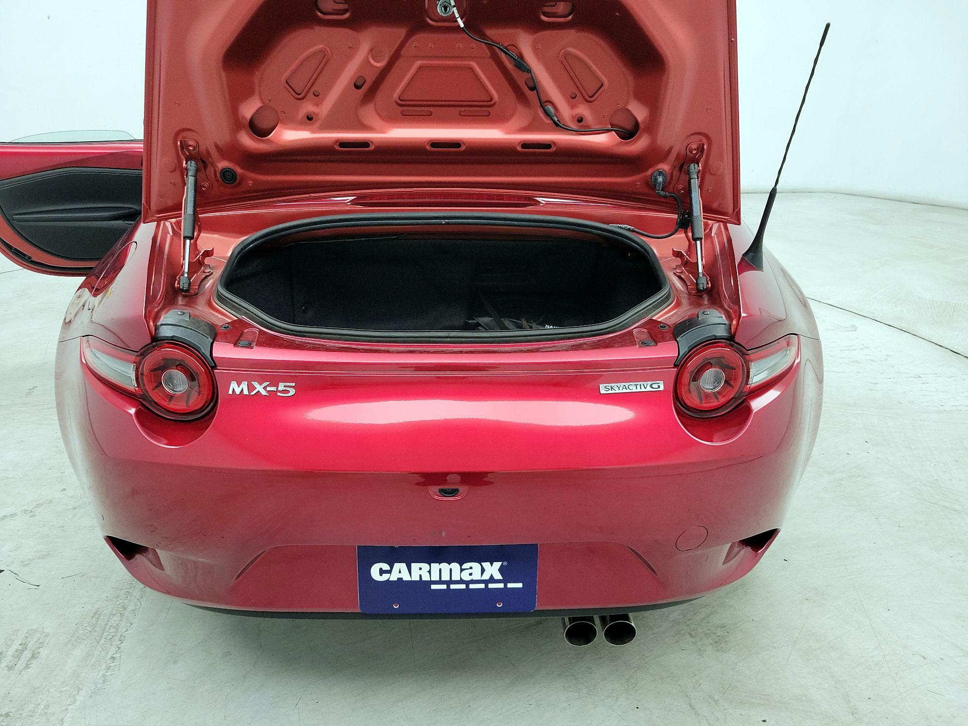 Thumbnail: 2025 Mazda MX-5 Miata - 19