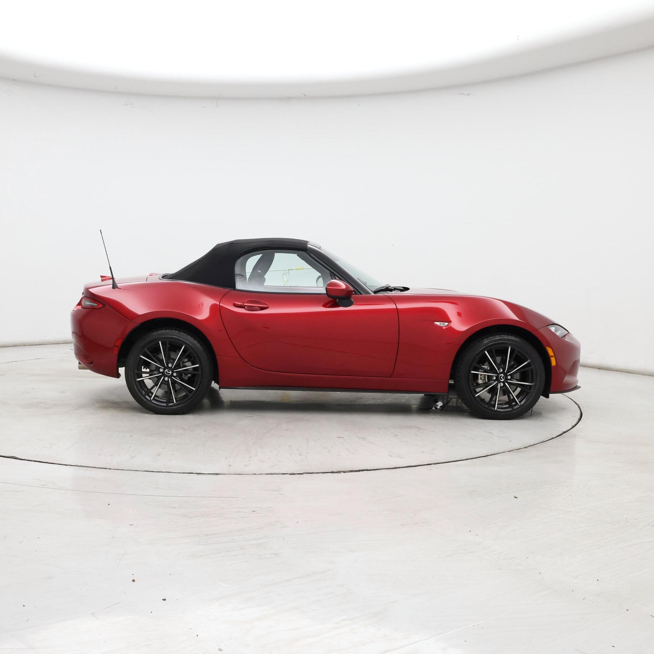 Thumbnail: 2025 Mazda MX-5 Miata - 7