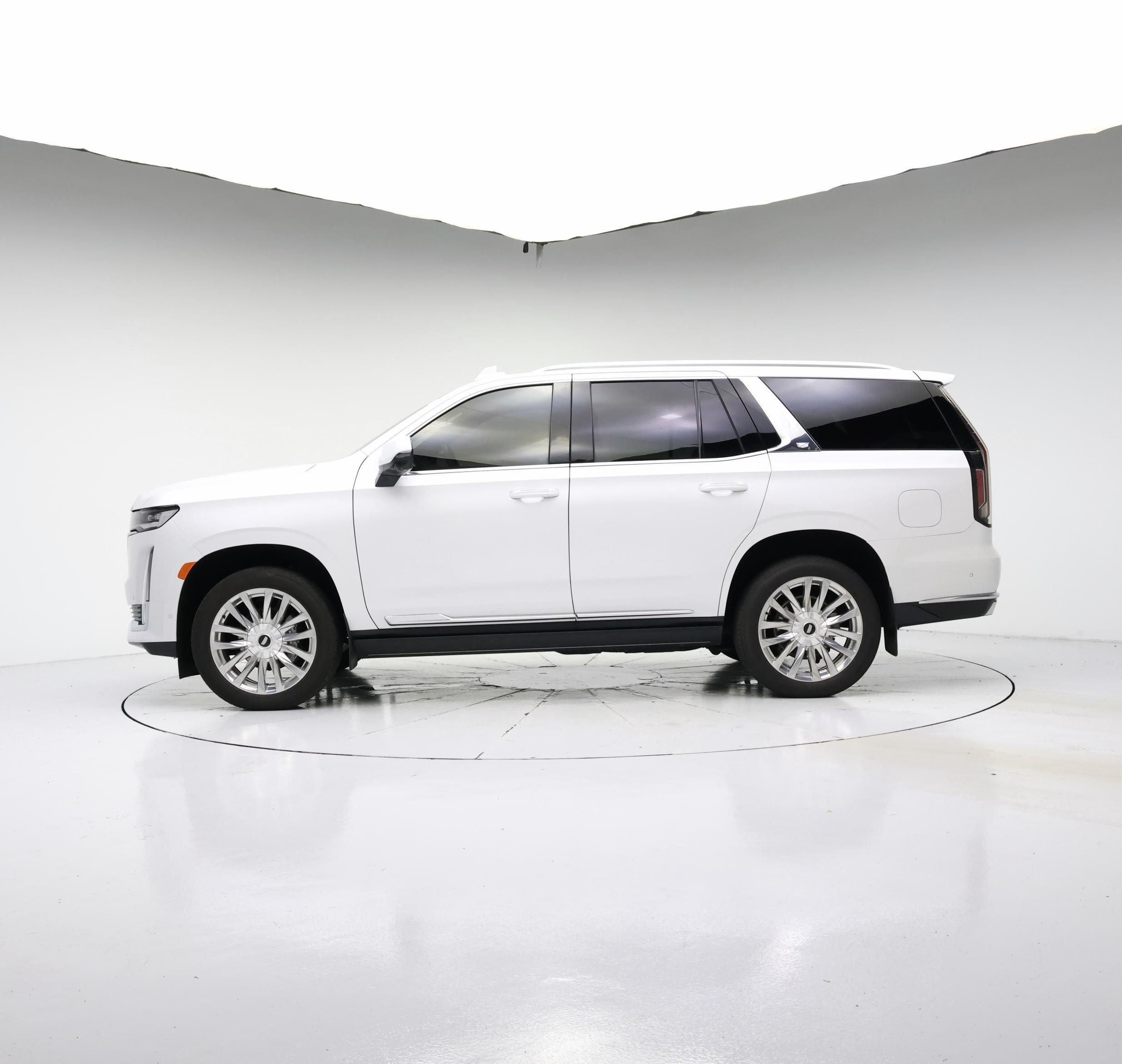 Thumbnail: 2023 Cadillac Escalade - 3