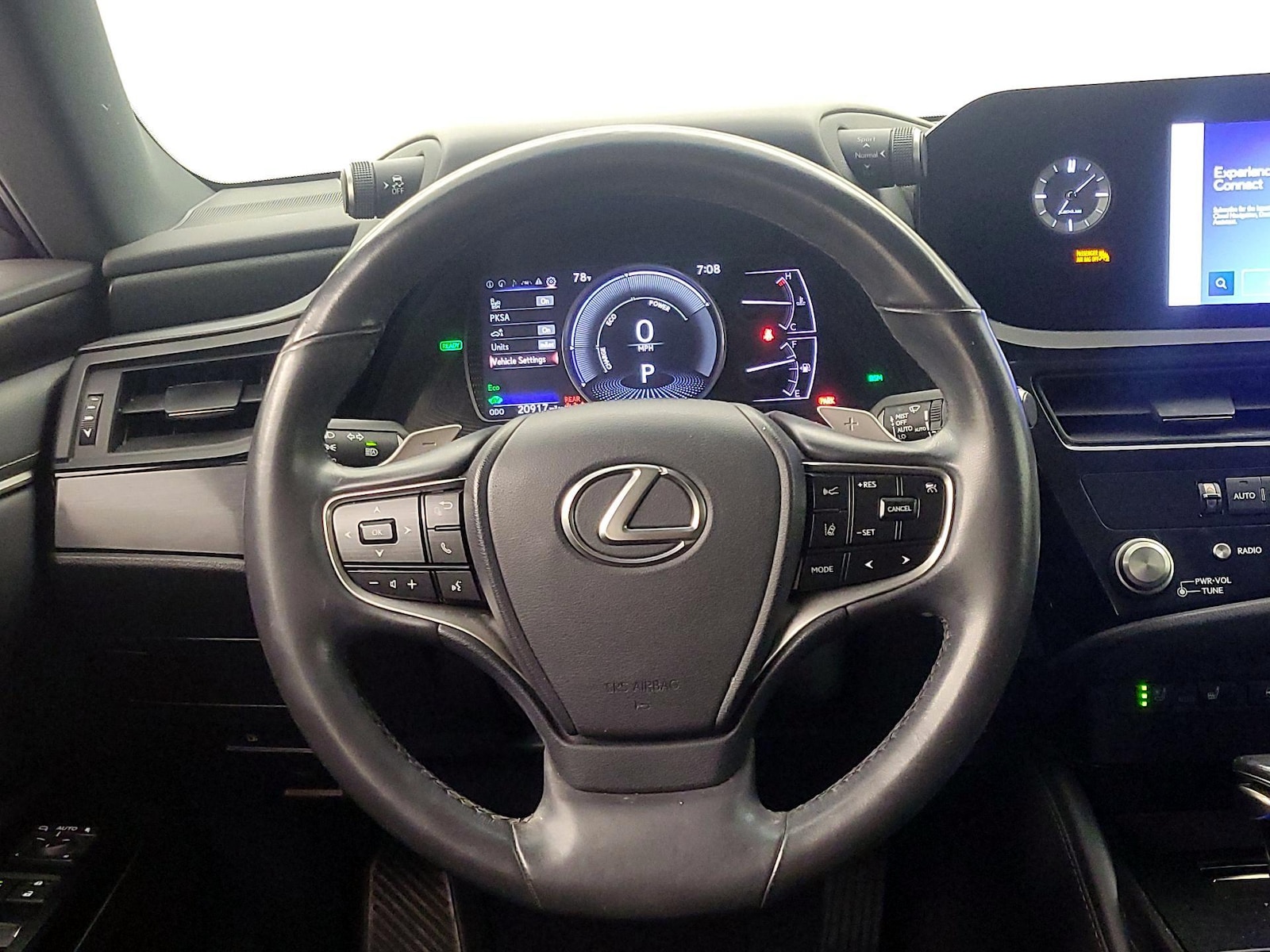 2023 Lexus ES Hybrid 300h - Photo 11
