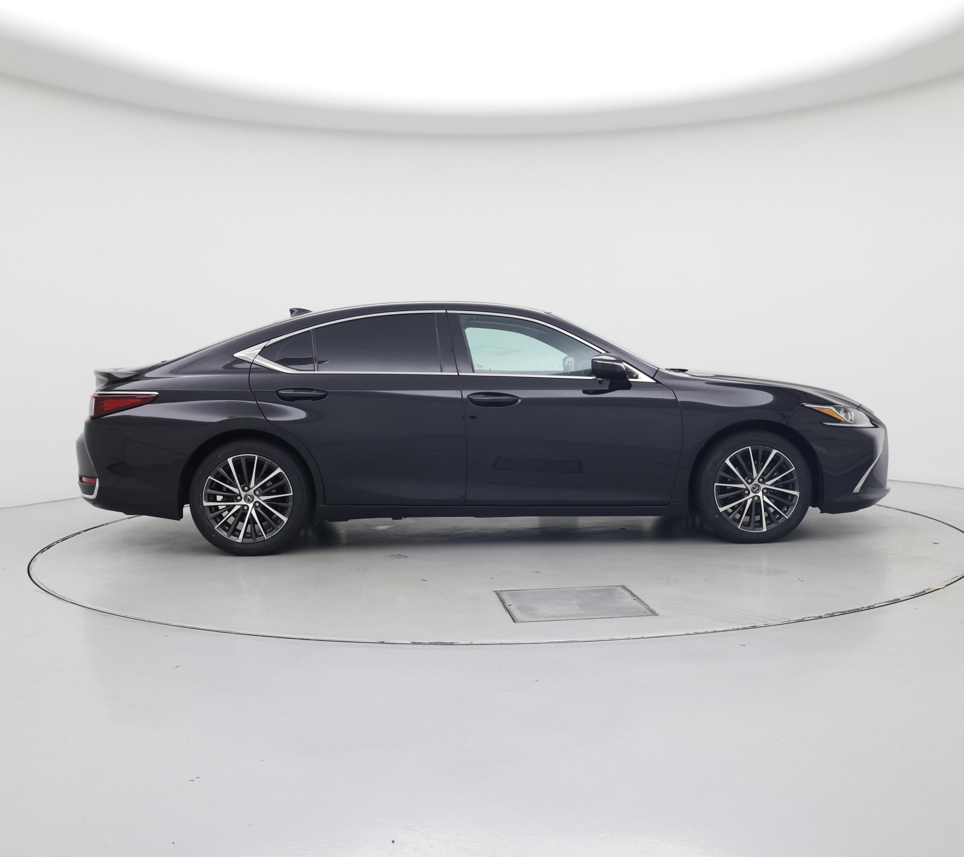 Thumbnail: 2023 Lexus ES - 7