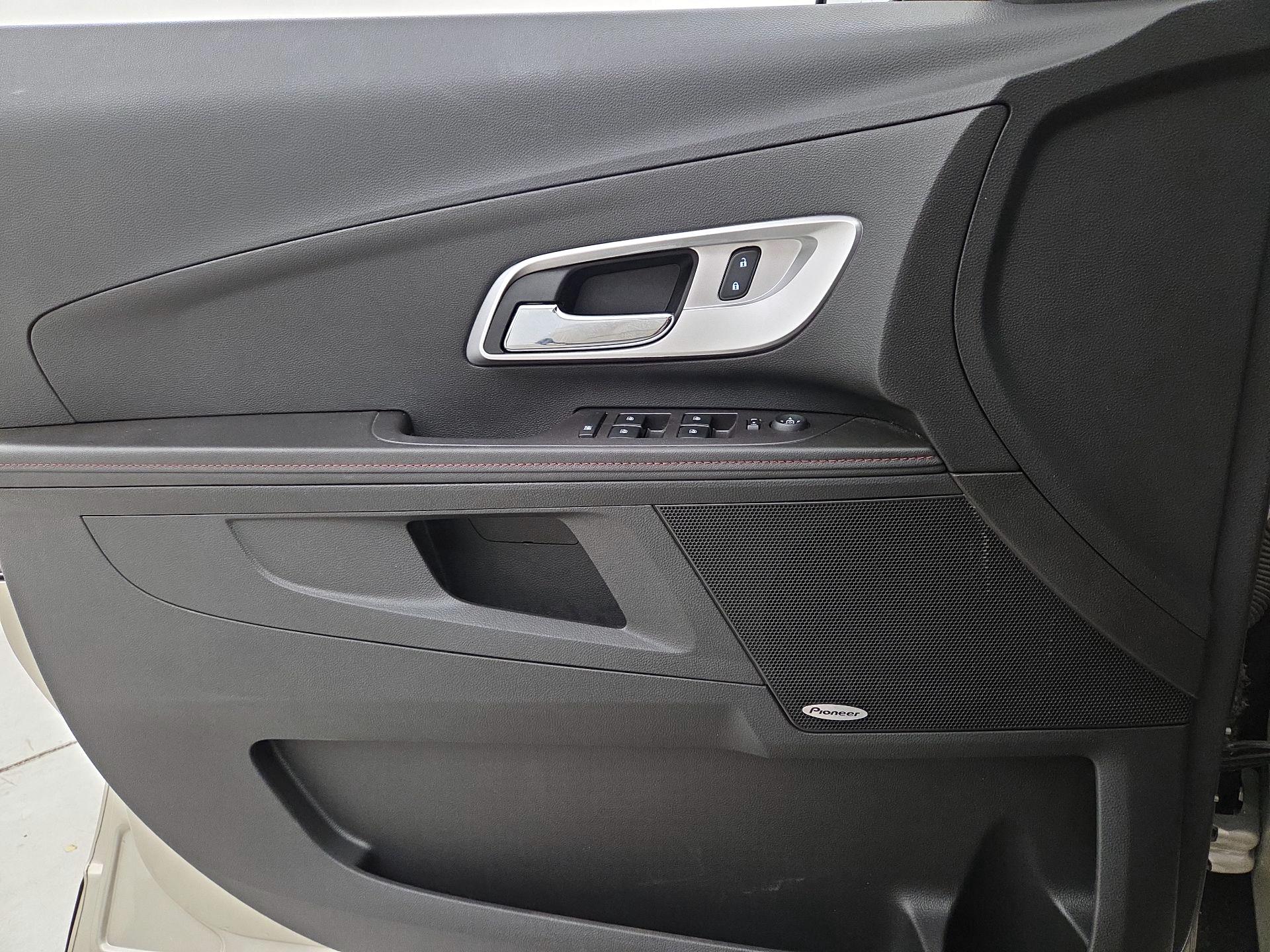 Thumbnail: 2014 Chevrolet Equinox - 12