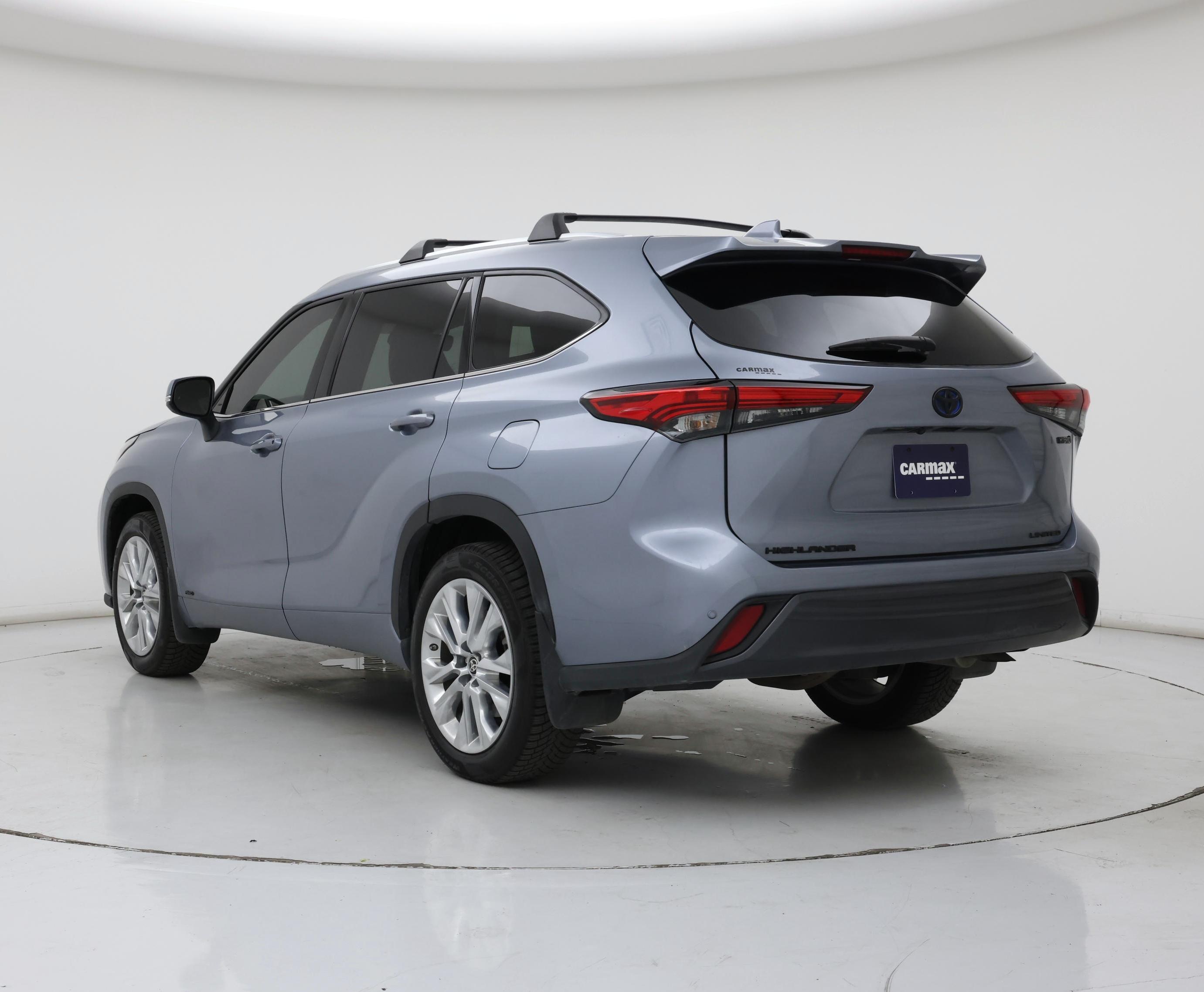 Thumbnail: 2023 Toyota Highlander - 2