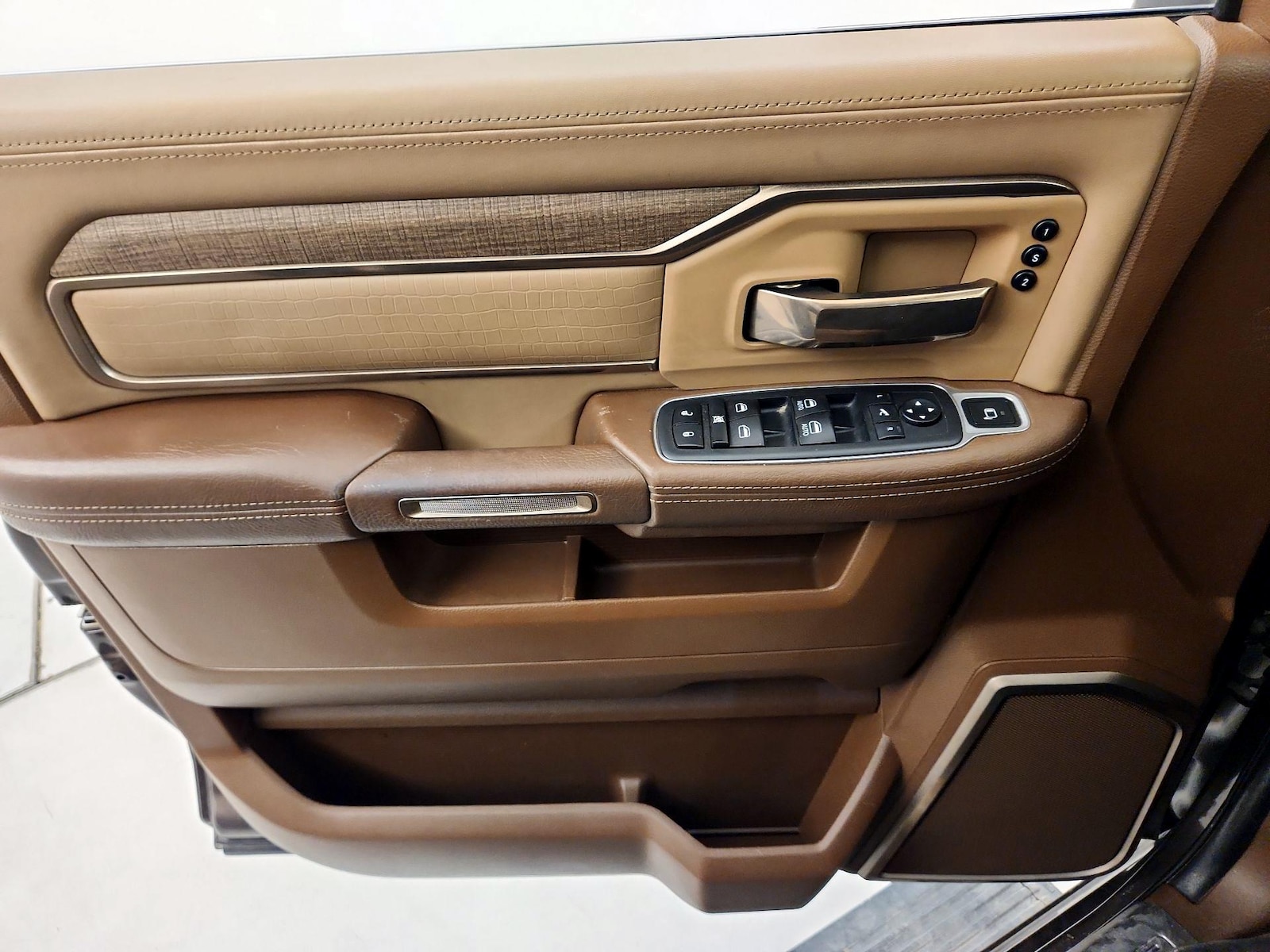 2020 RAM Ram 2500 Pickup Laramie Longhorn - Photo 13