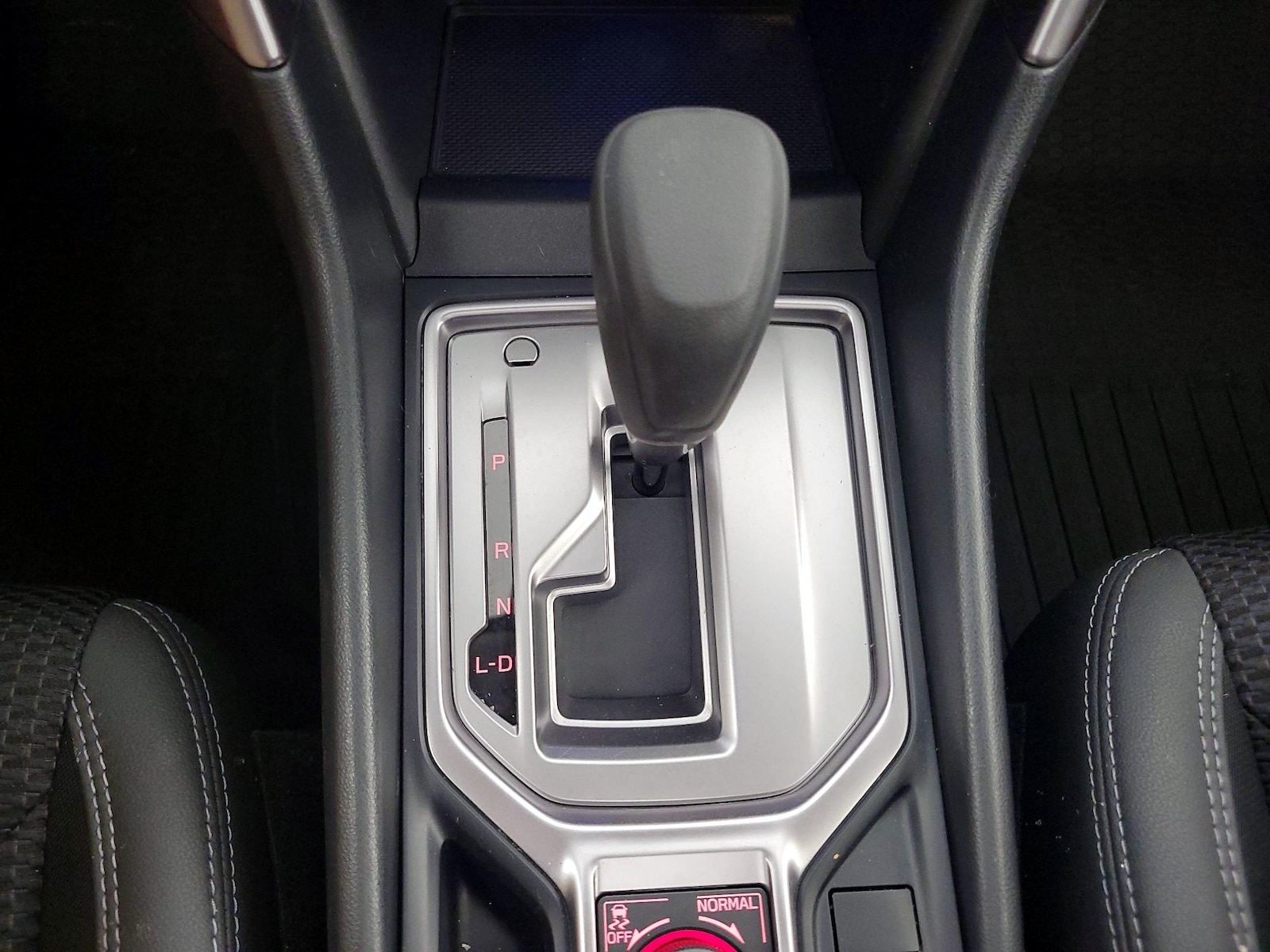 2022 Subaru Forester Premium - Photo 18