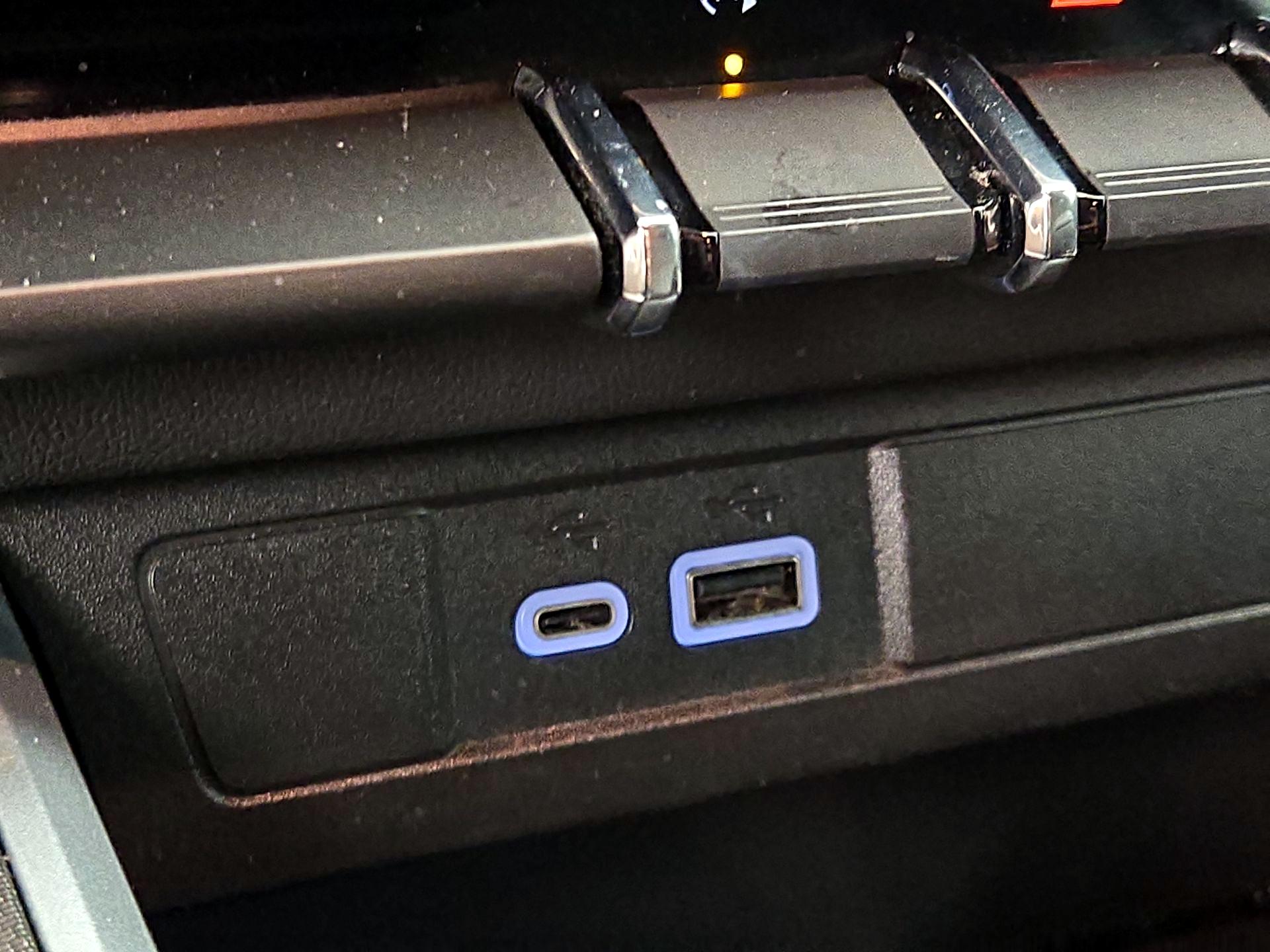 Thumbnail: 2024 Chevrolet Colorado - 19