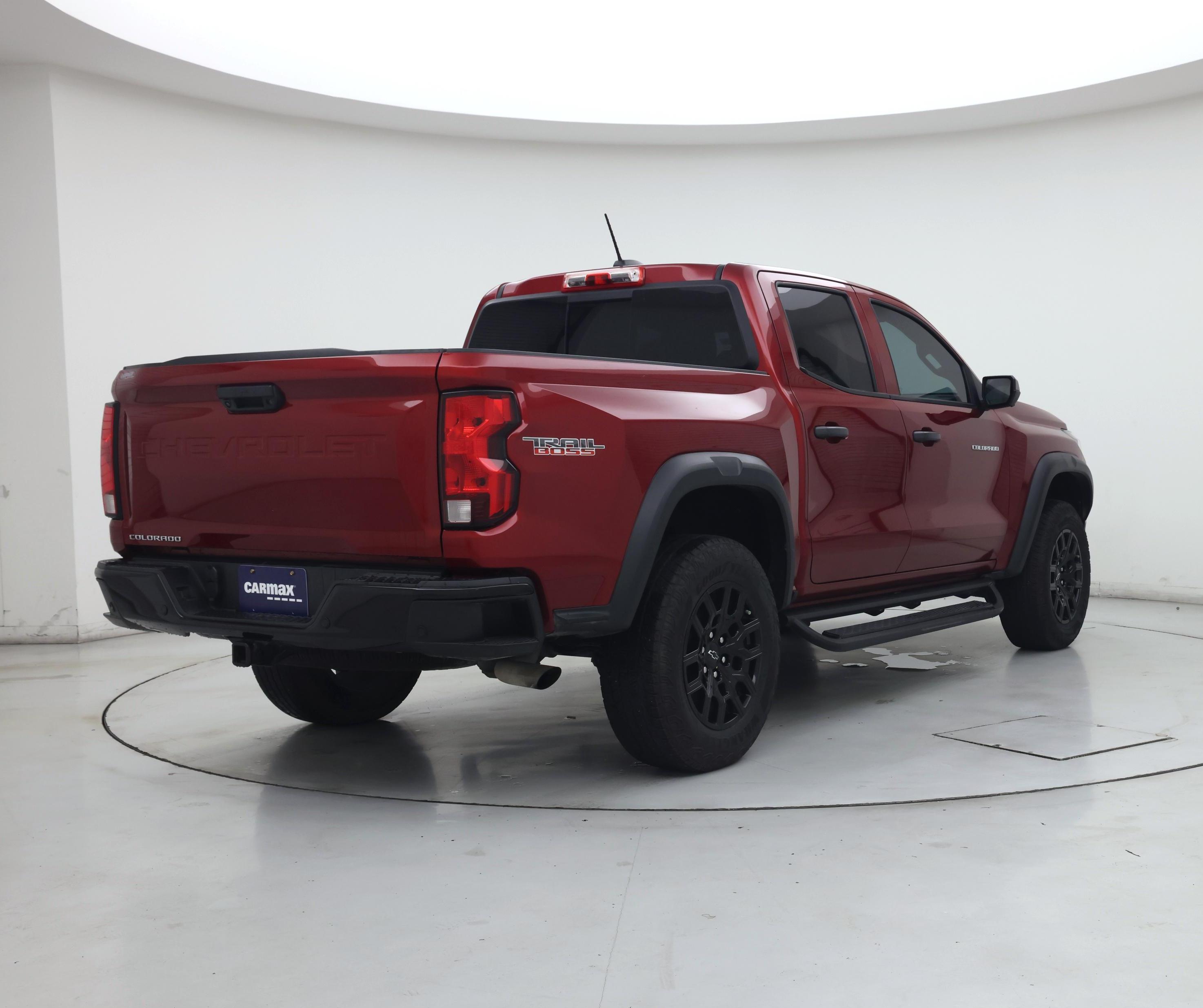 Thumbnail: 2024 Chevrolet Colorado - 8