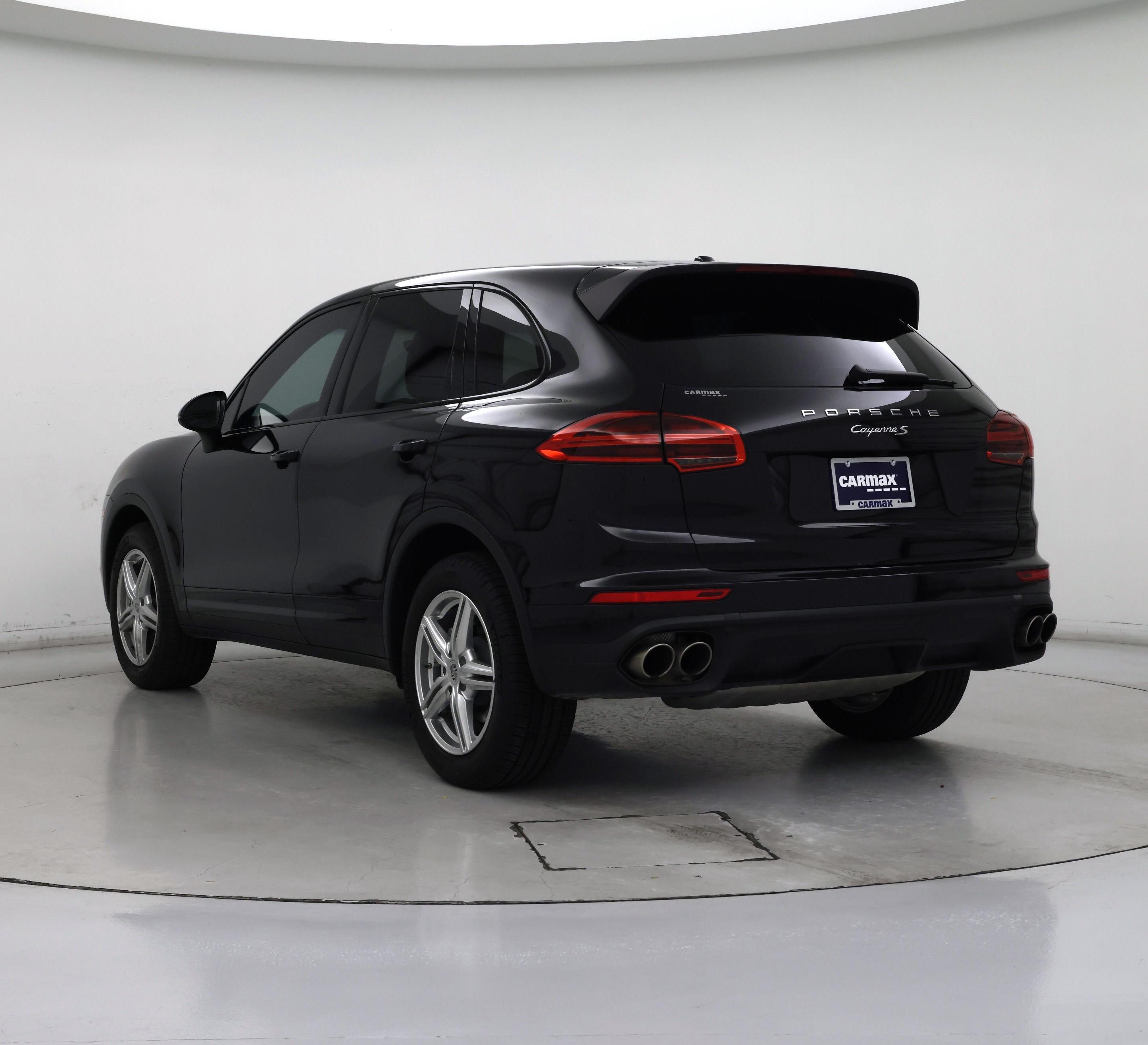 Thumbnail: 2015 Porsche Cayenne - 2