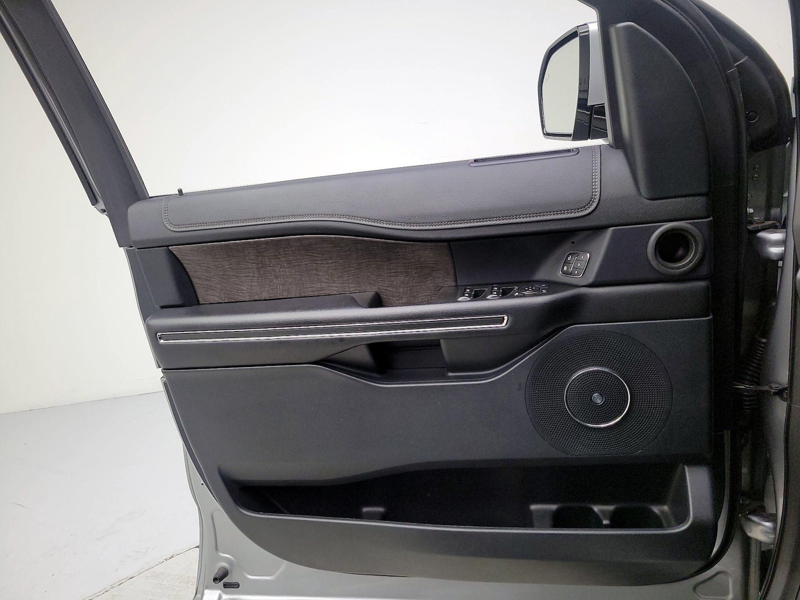 2020 Ford Expedition Limited - Photo 13