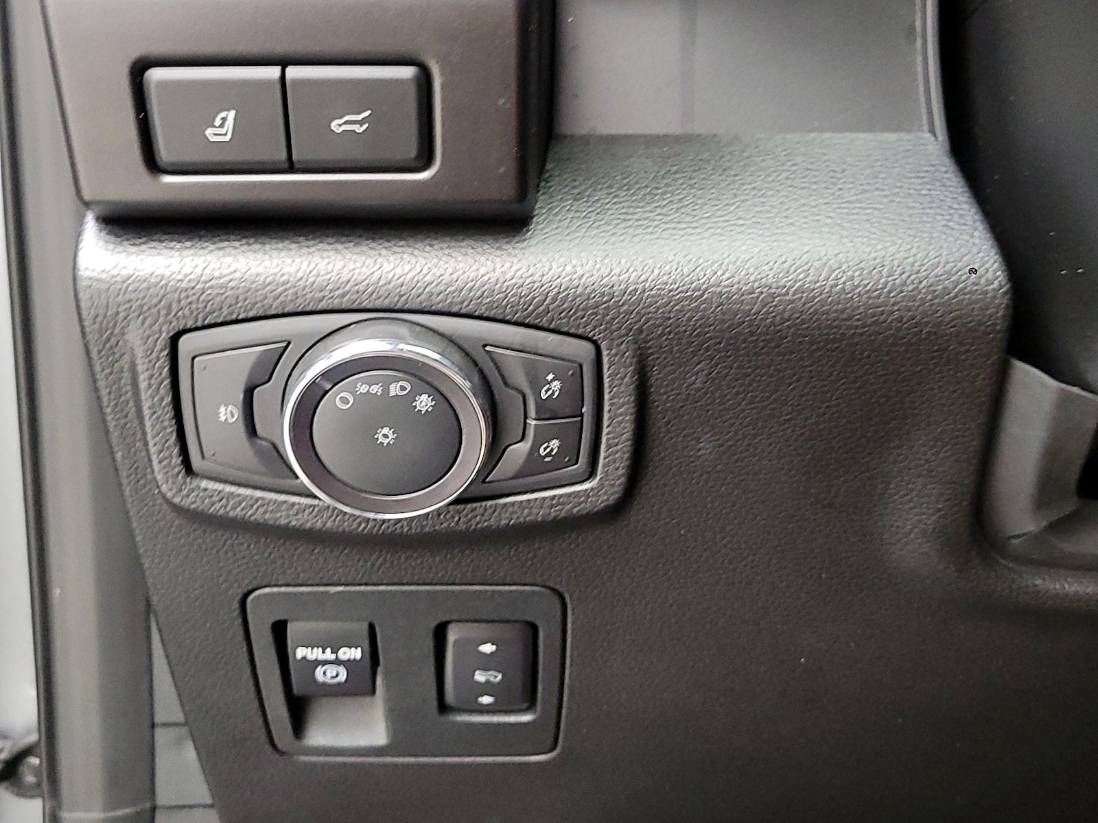 2020 Ford Expedition Limited - Photo 14