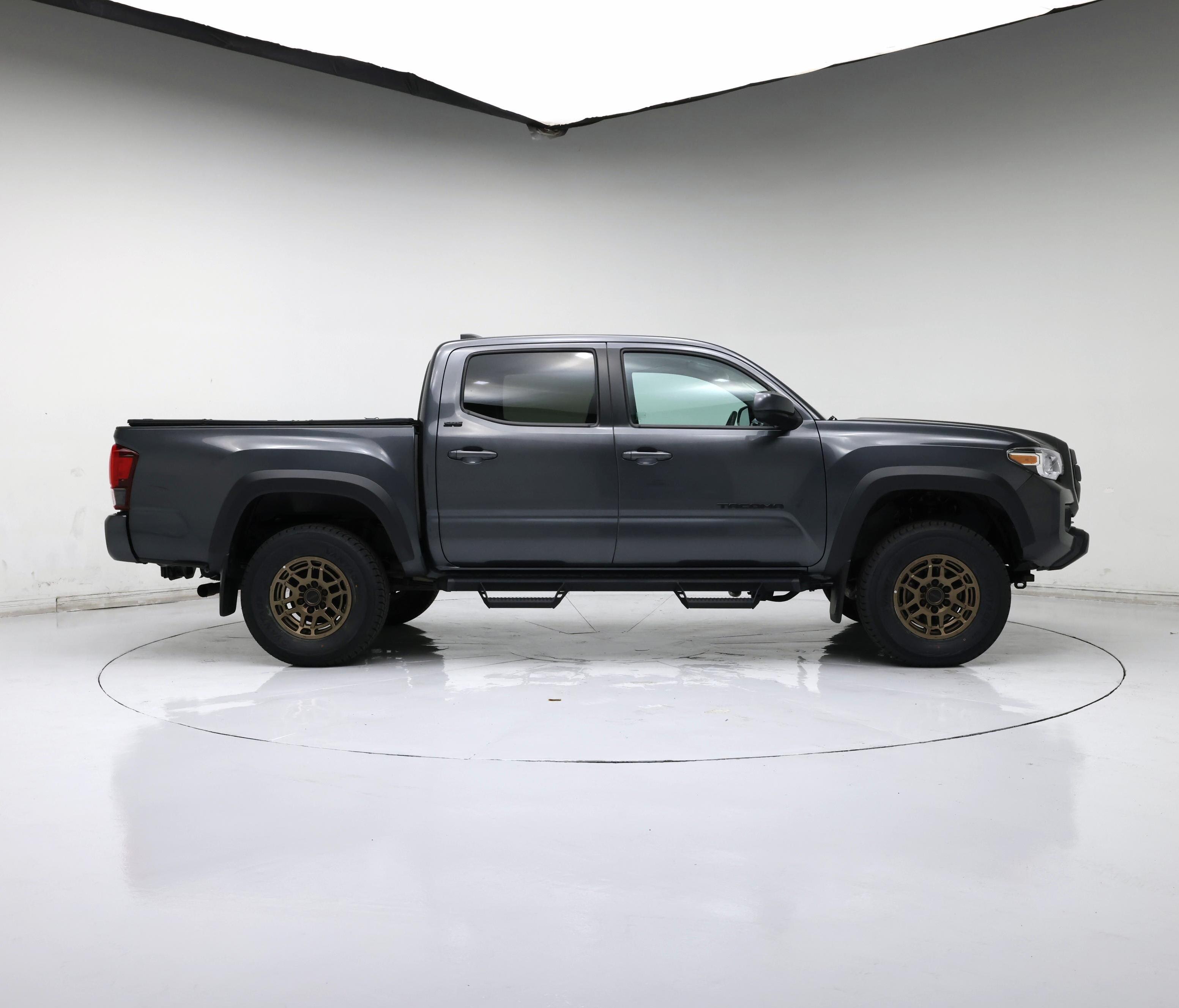 Thumbnail: 2023 Toyota Tacoma - 7