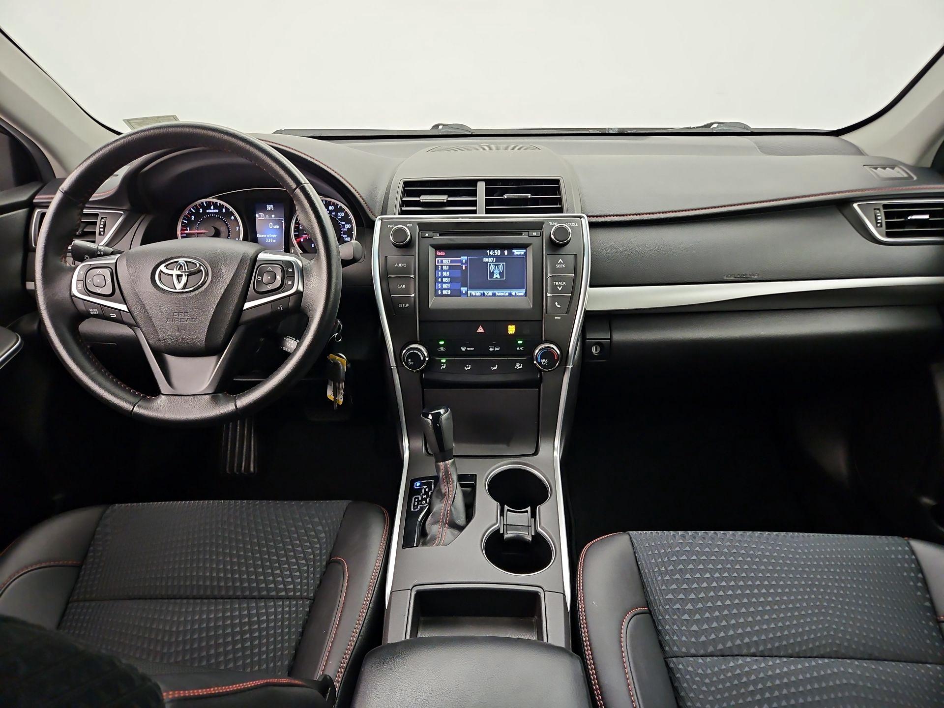 Thumbnail: 2015 Toyota Camry - 9