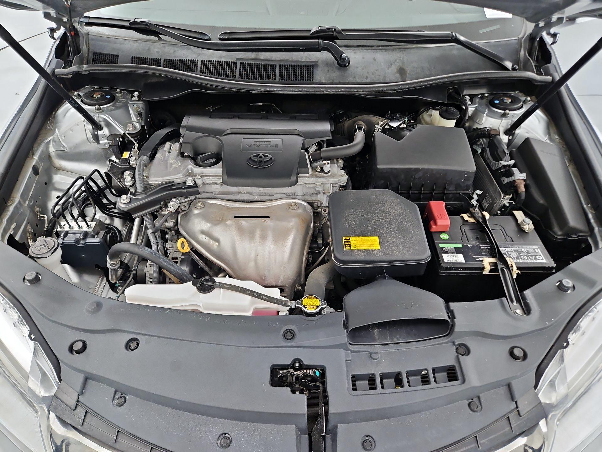 Thumbnail: 2015 Toyota Camry - 17