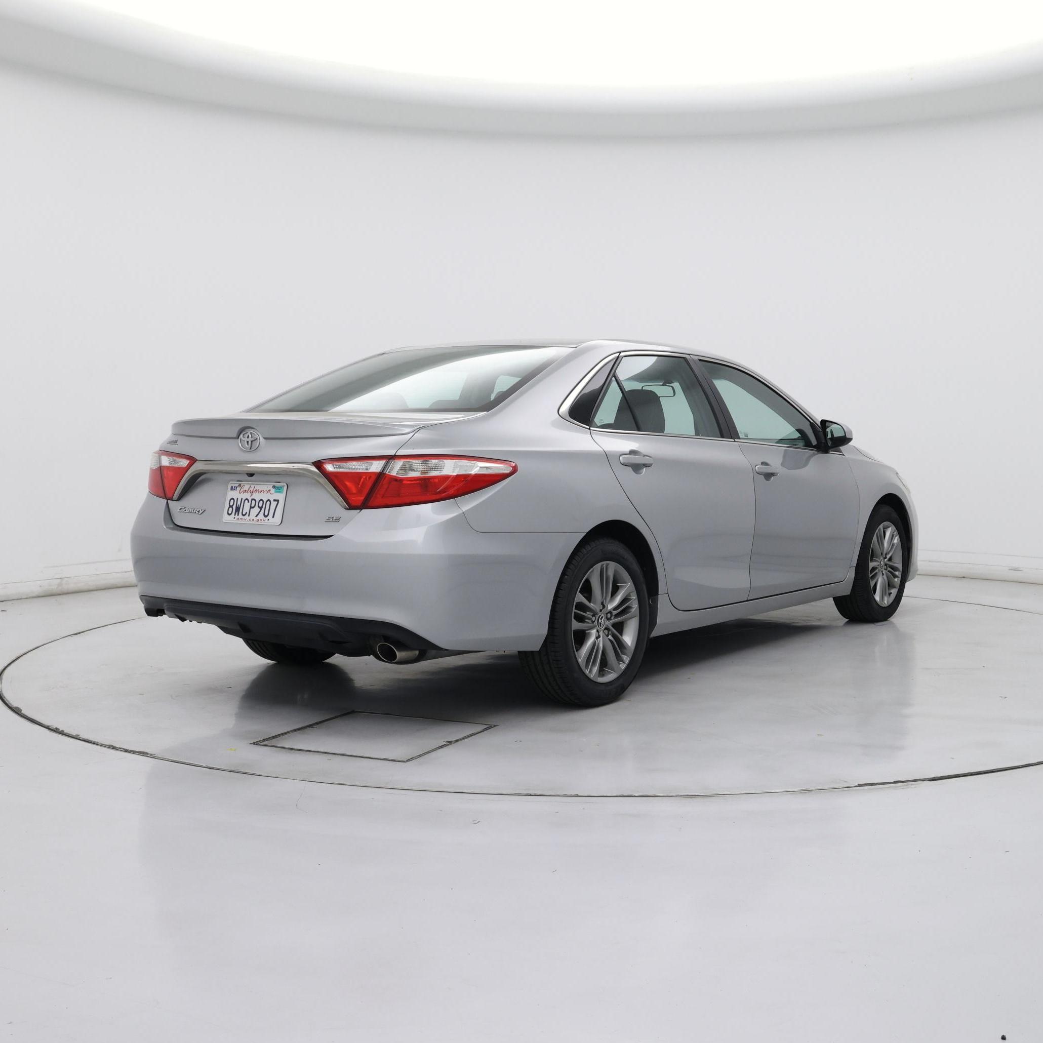 Thumbnail: 2015 Toyota Camry - 8