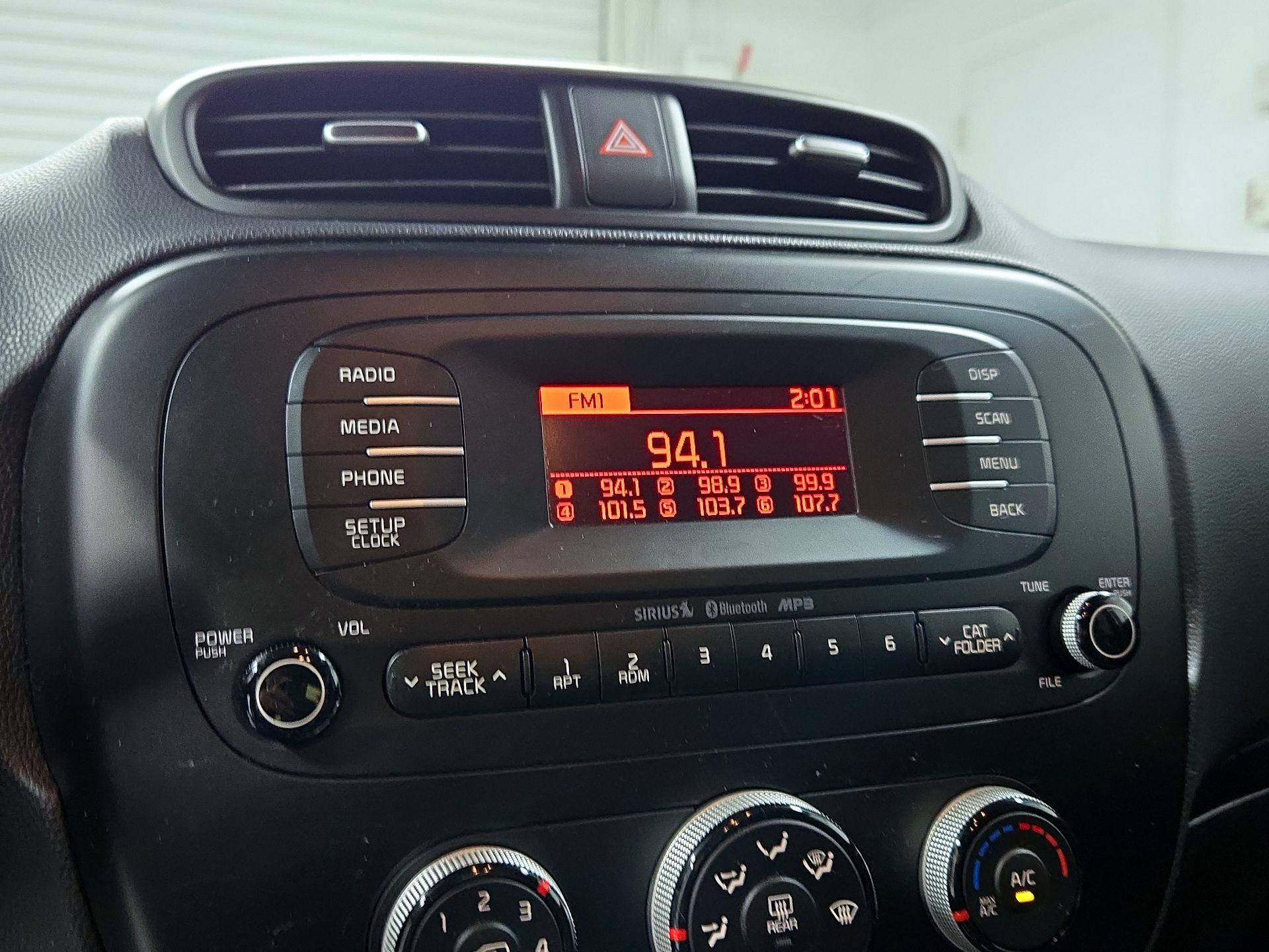 Thumbnail: 2015 Kia Soul - 14