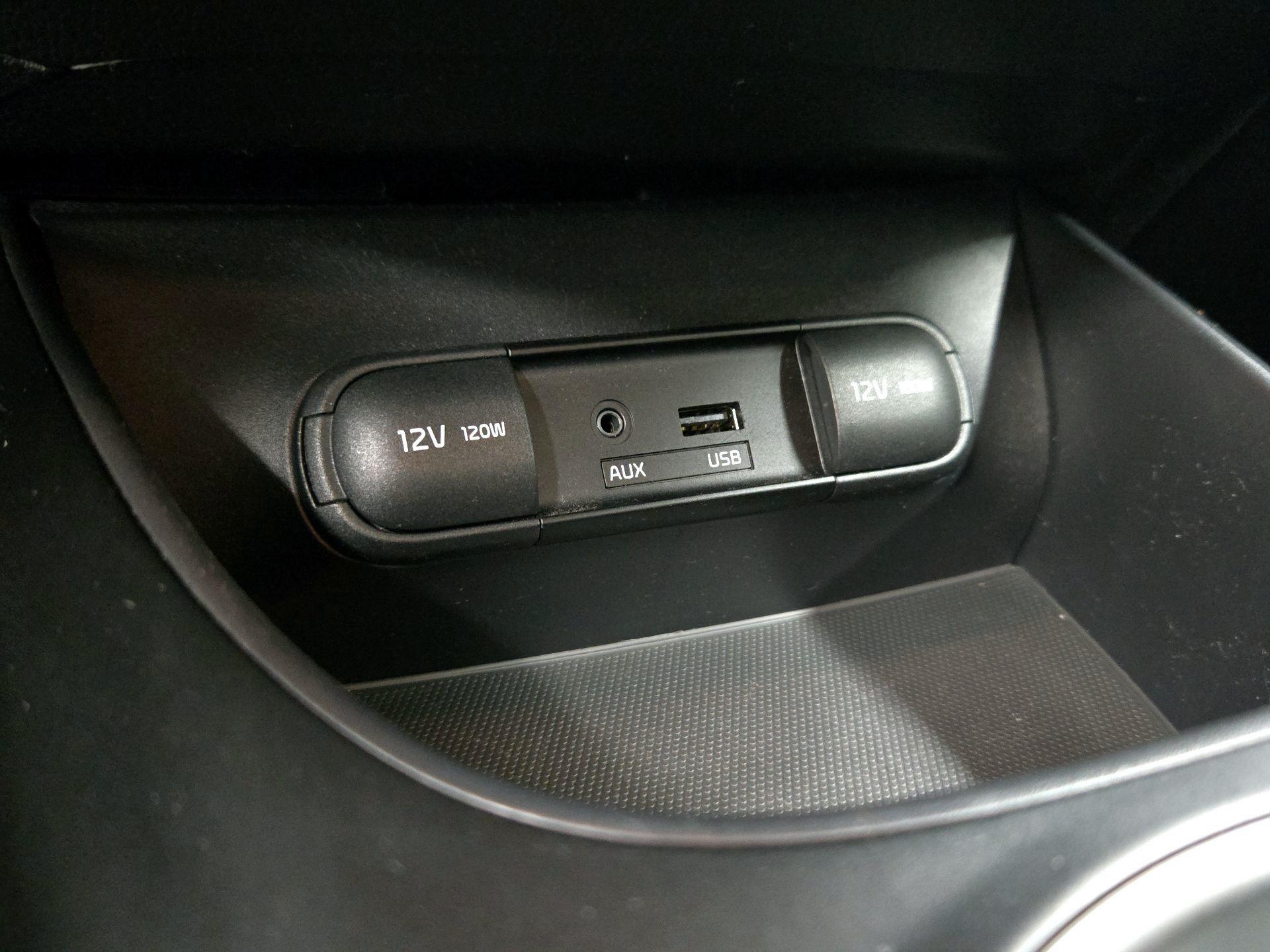 Thumbnail: 2015 Kia Soul - 17