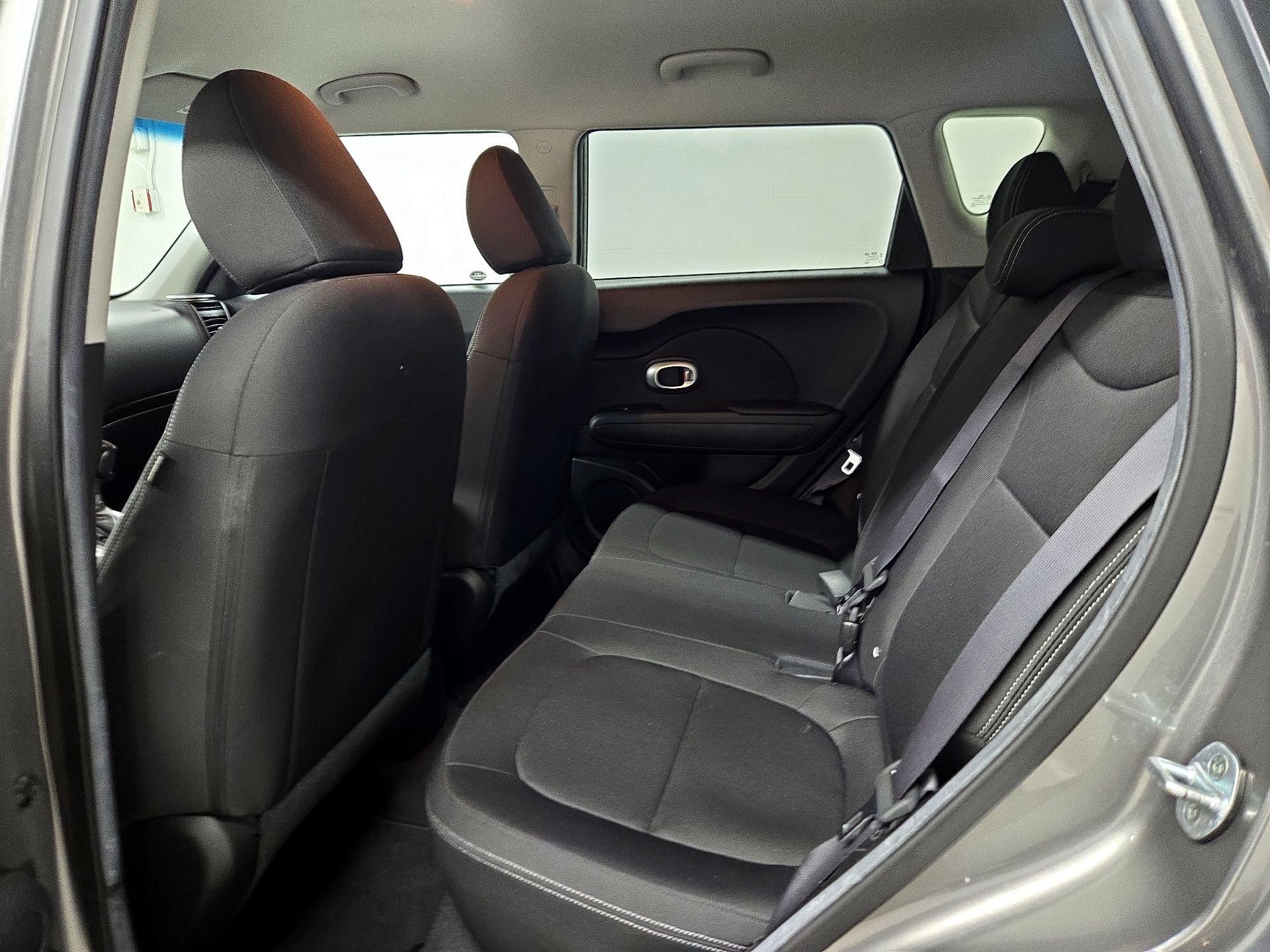 Thumbnail: 2015 Kia Soul - 18
