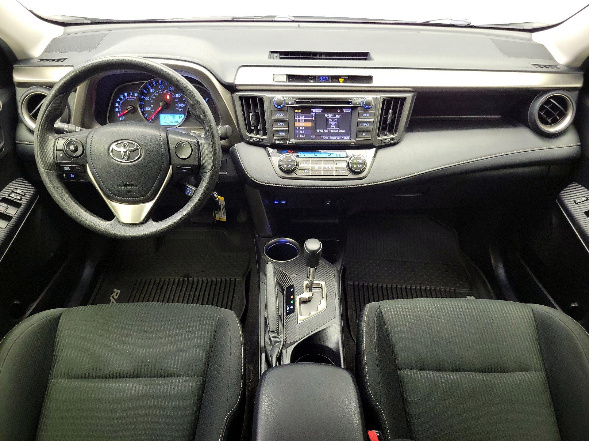 Thumbnail: 2015 Toyota RAV4 - 9