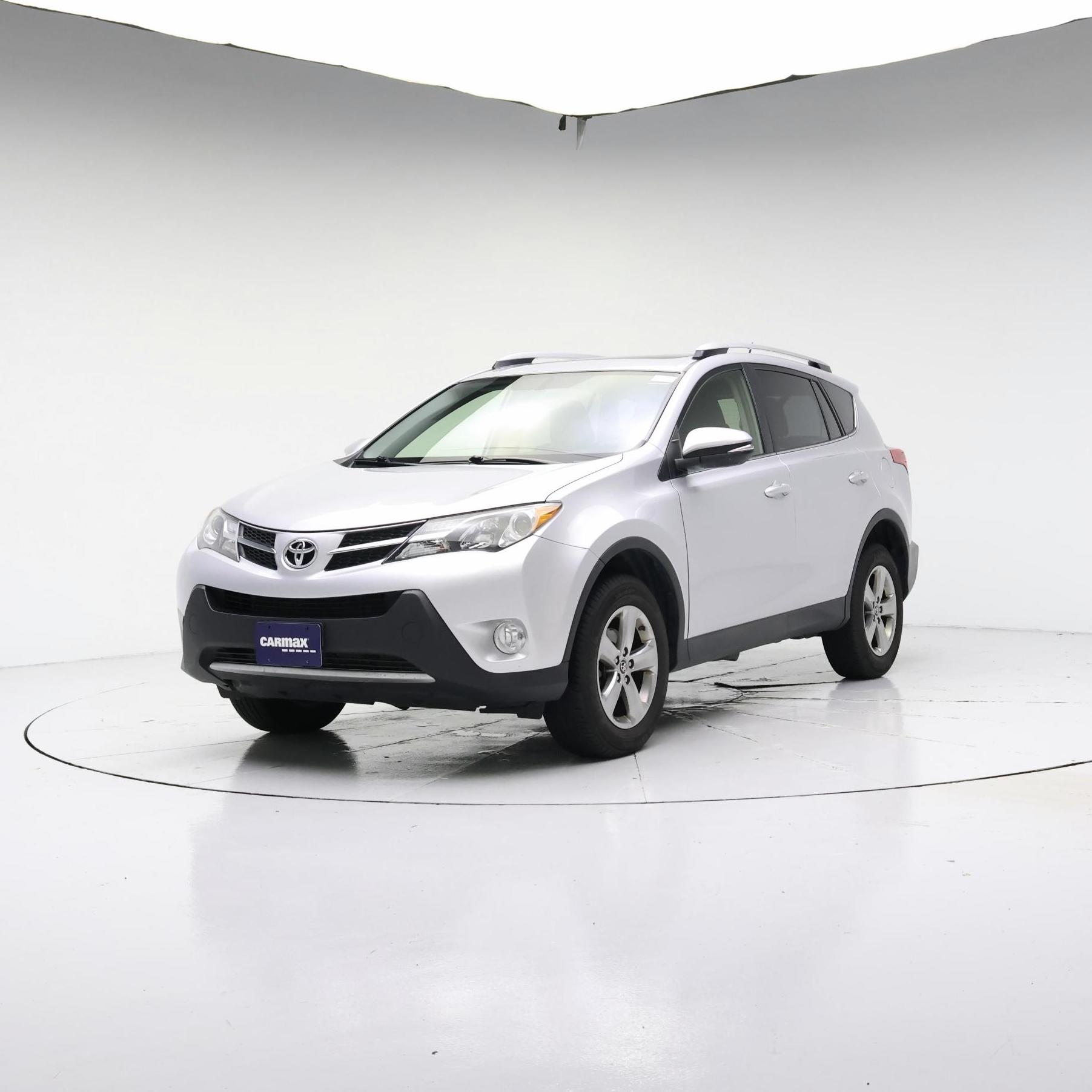 Thumbnail: 2015 Toyota RAV4 - 4