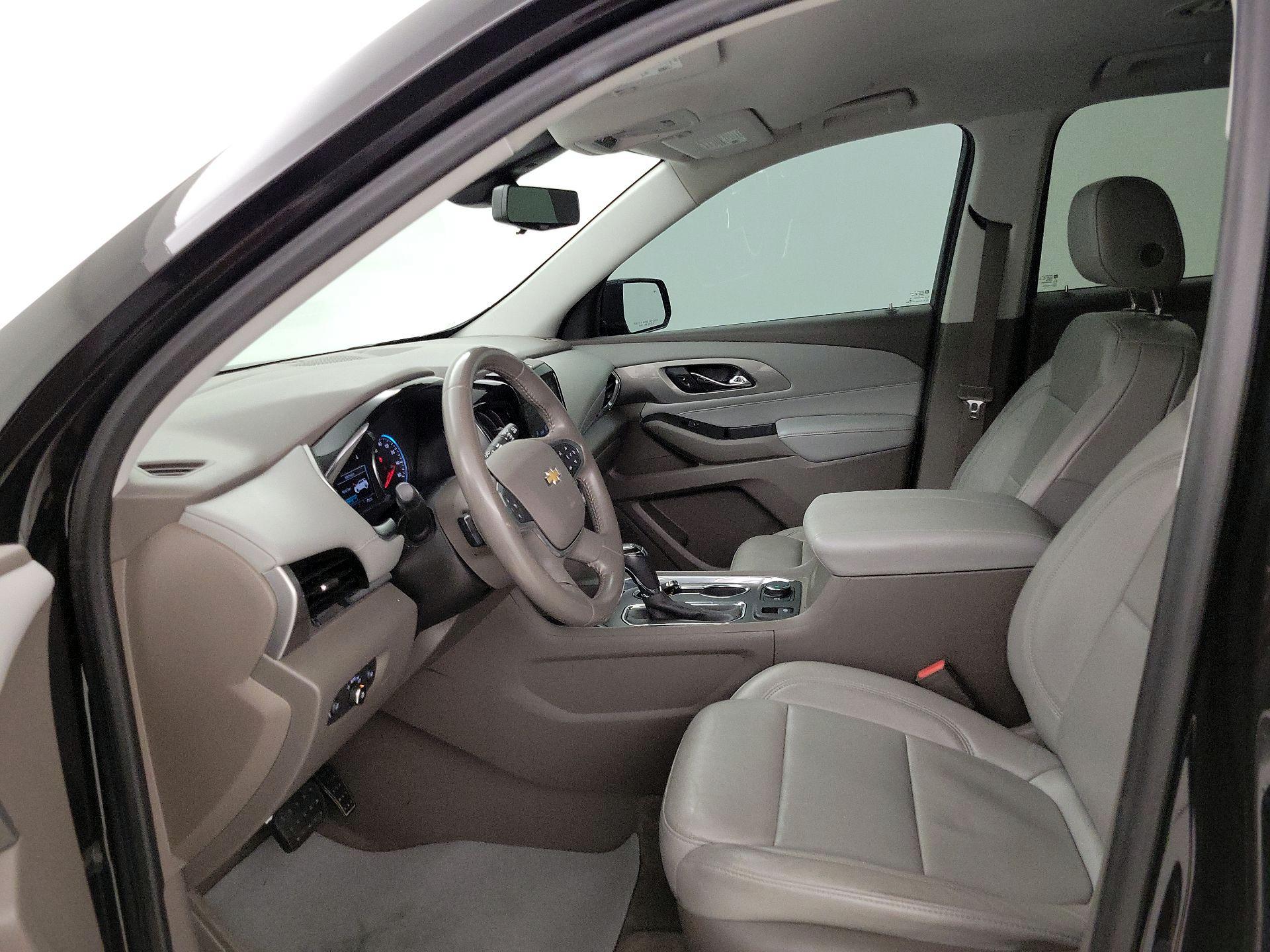 Thumbnail: 2018 Chevrolet Traverse - 11