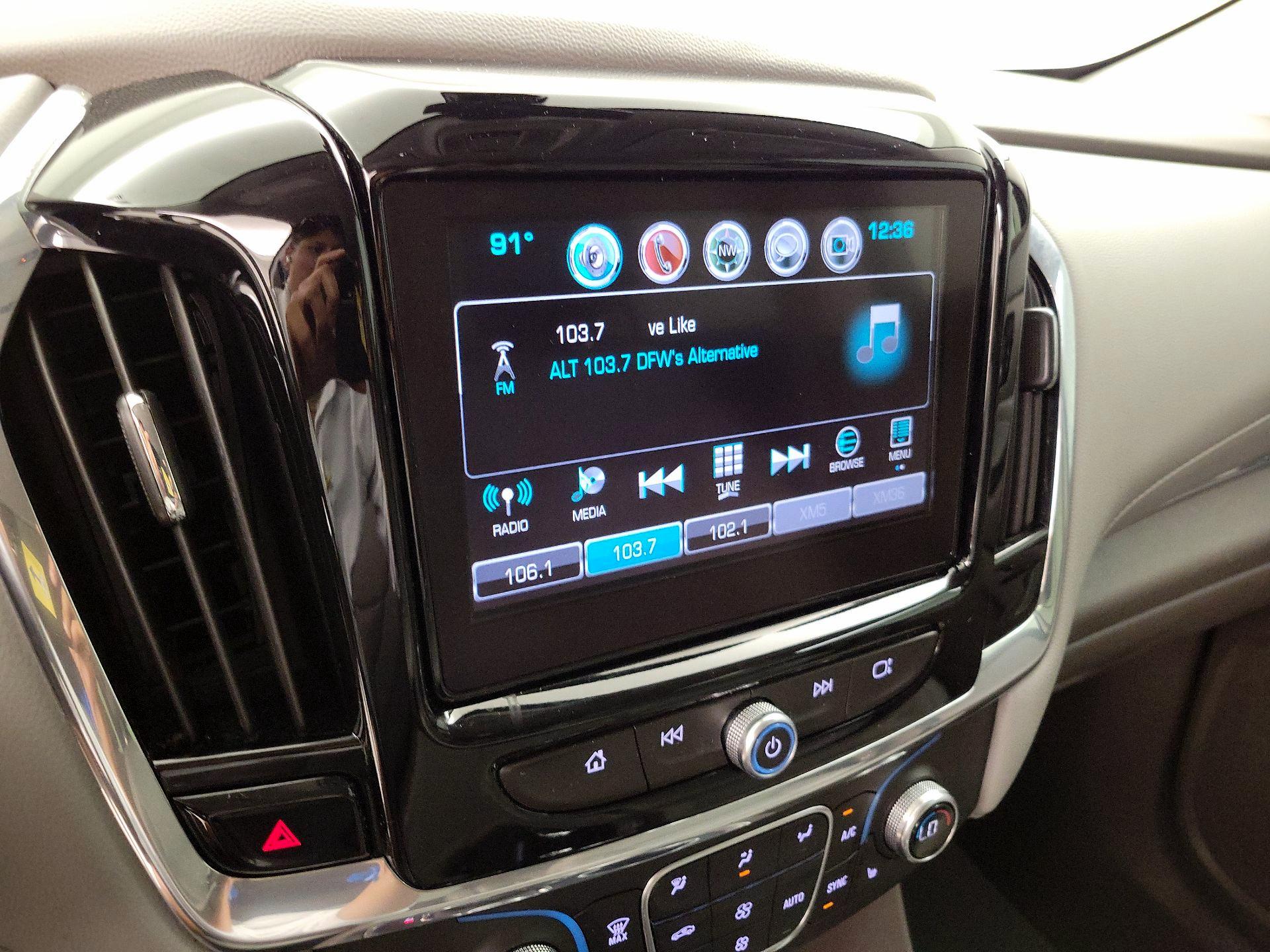 Thumbnail: 2018 Chevrolet Traverse - 15