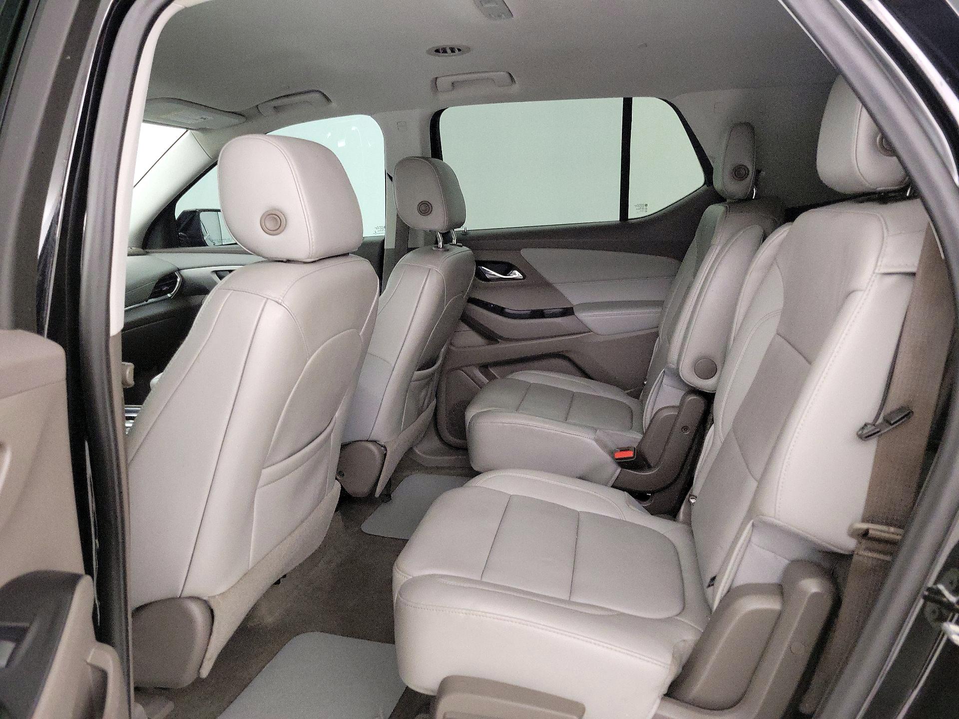 Thumbnail: 2018 Chevrolet Traverse - 19