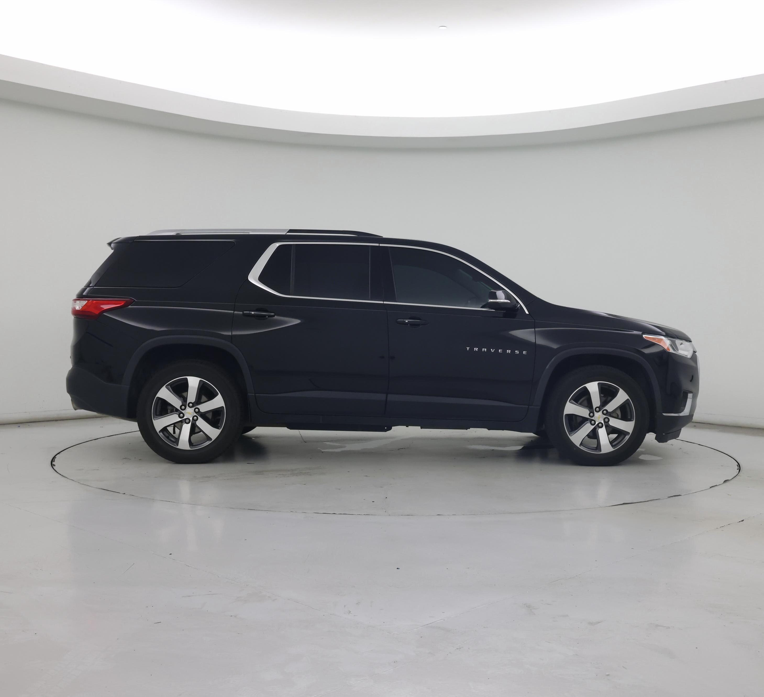 Thumbnail: 2018 Chevrolet Traverse - 7