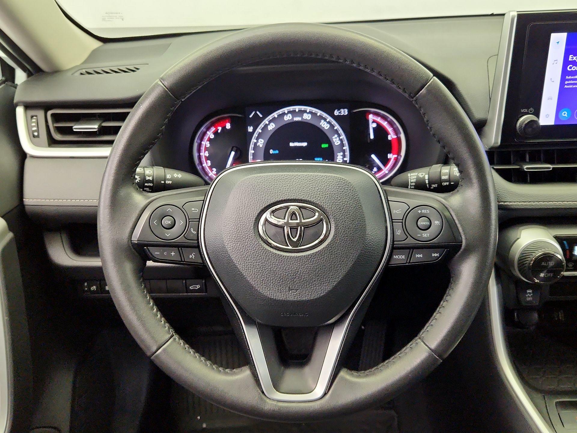 Thumbnail: 2025 Toyota RAV4 - 10