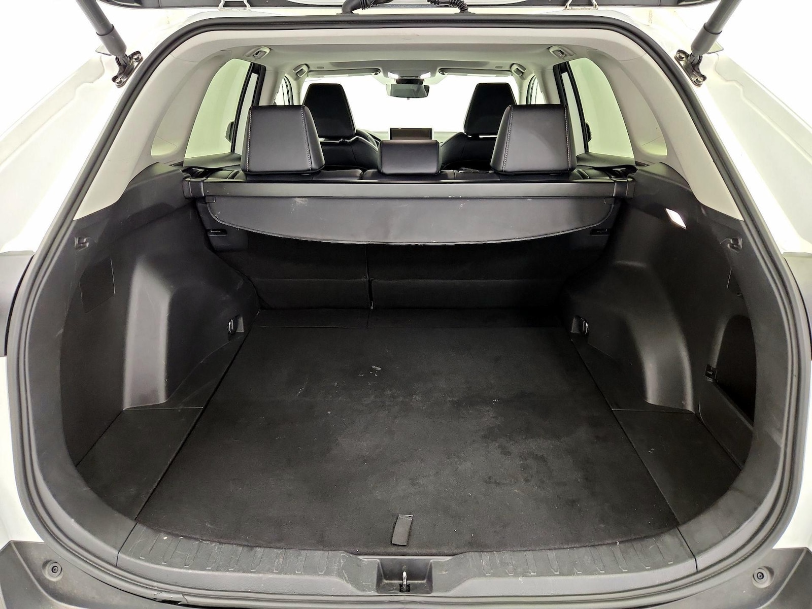 2025 Toyota RAV4 XLE Premium - Photo 22