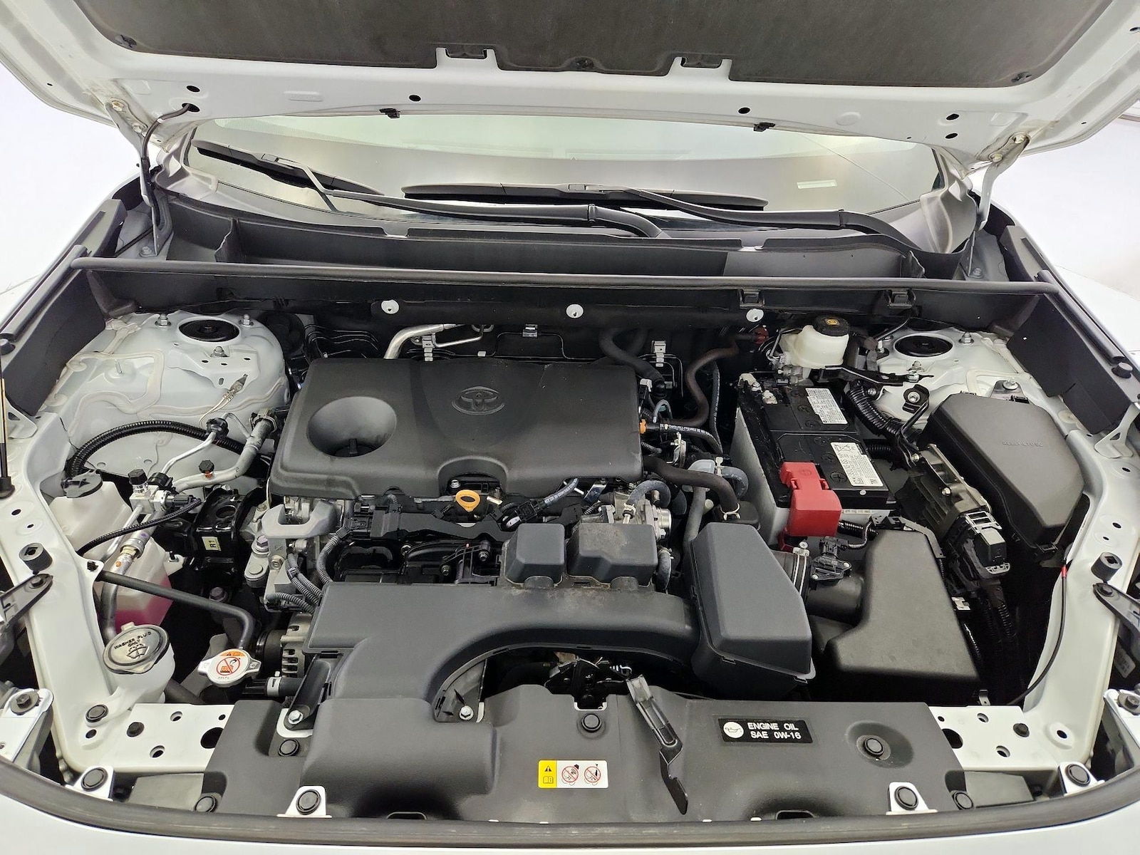 2025 Toyota RAV4 XLE Premium - Photo 23