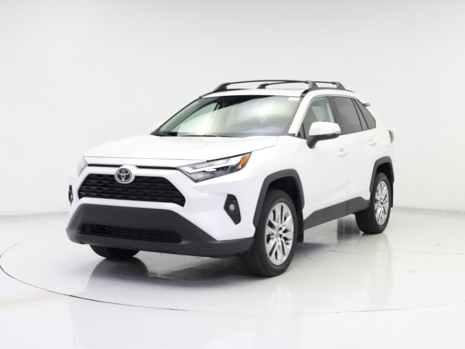 2025 Toyota RAV4 XLE Premium - Photo 5