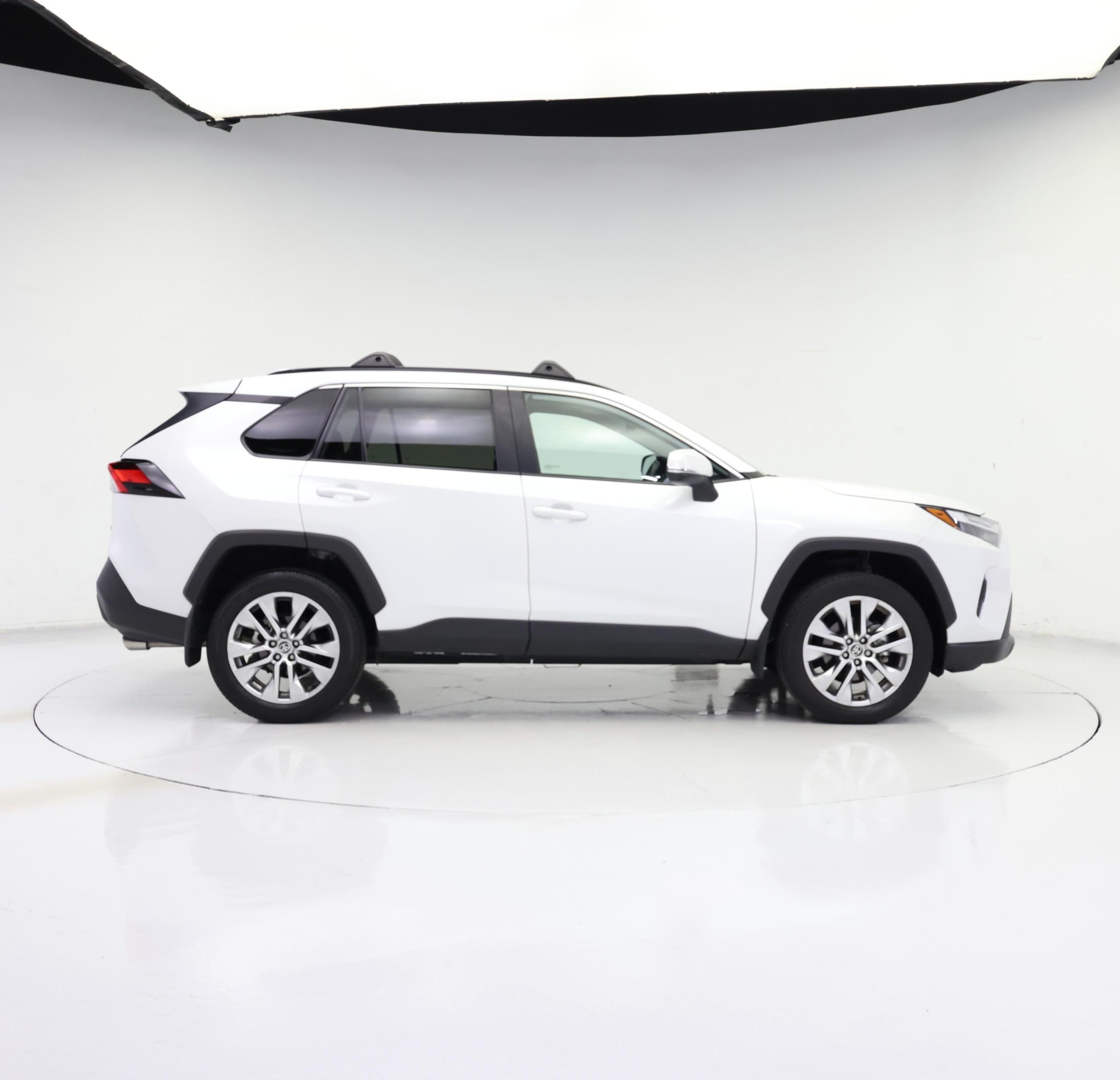 Thumbnail: 2025 Toyota RAV4 - 7
