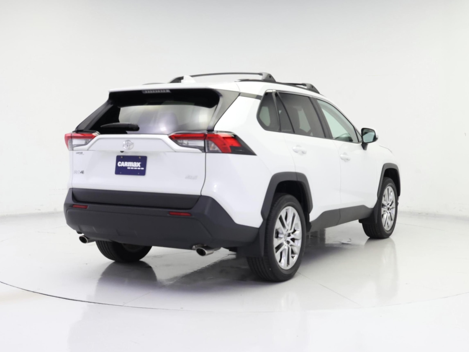 2025 Toyota RAV4 XLE Premium - Photo 9