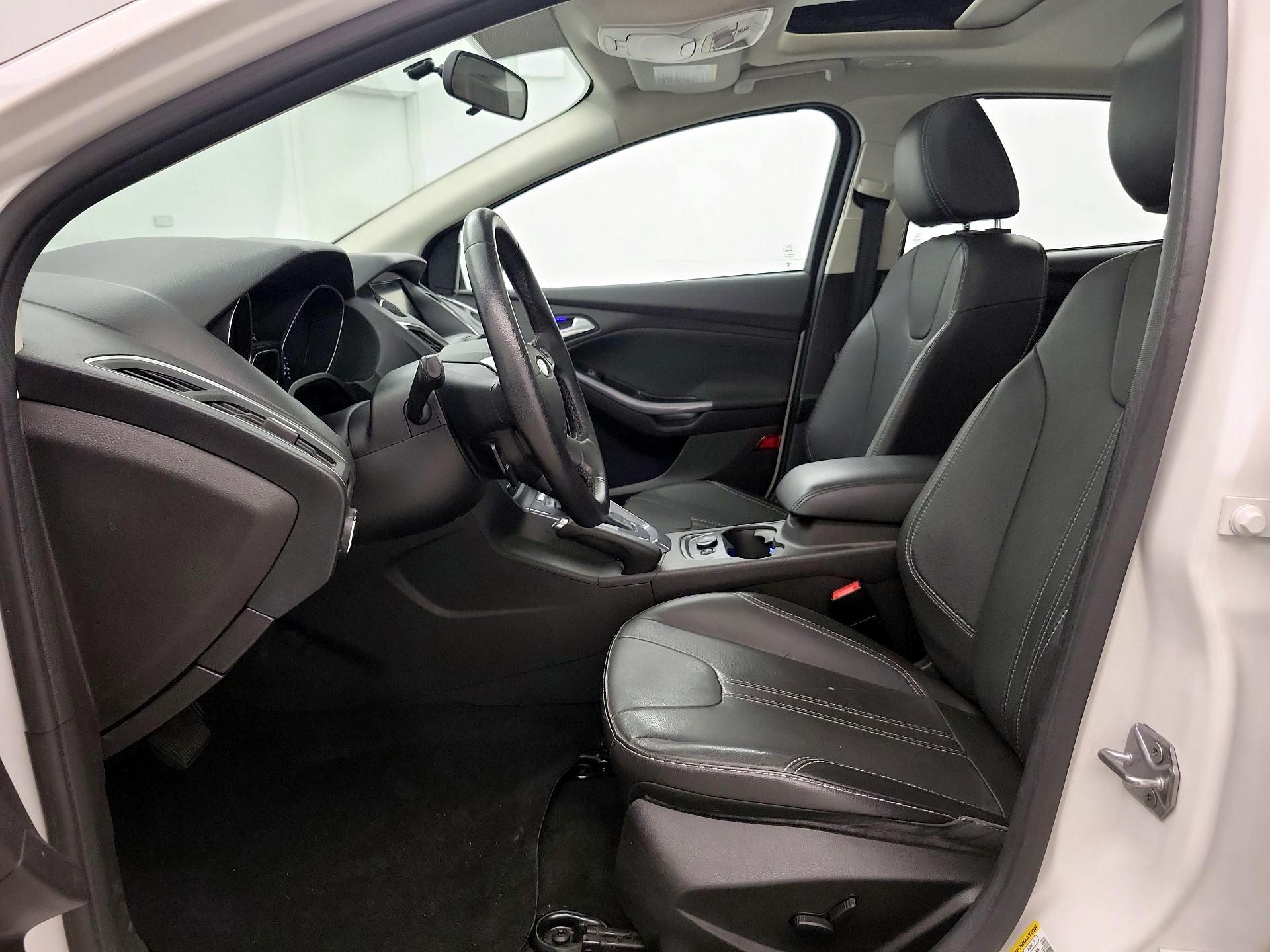 Thumbnail: 2014 Ford Focus - 11
