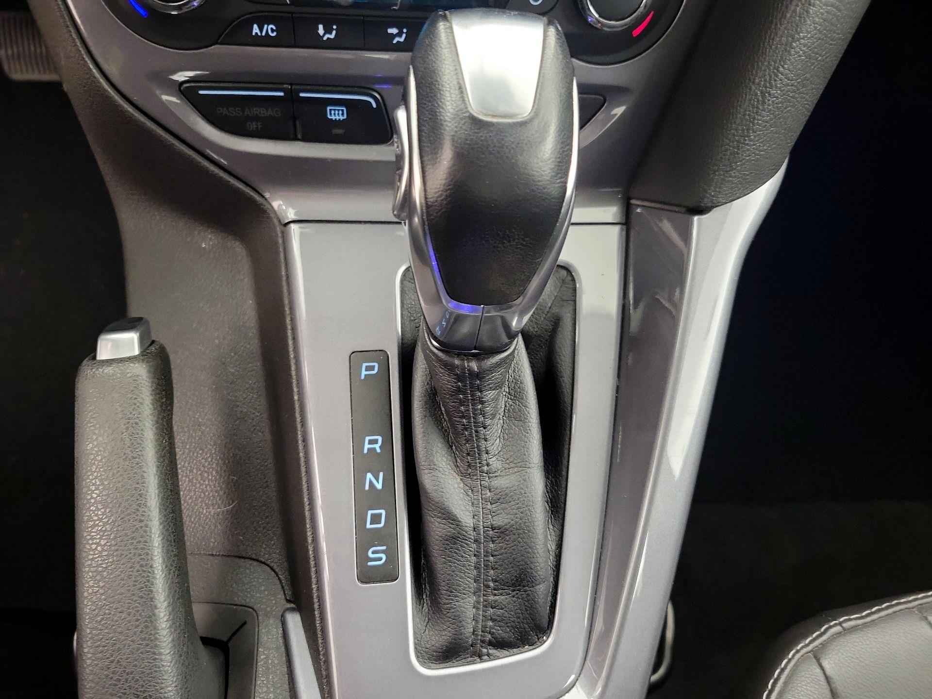 Thumbnail: 2014 Ford Focus - 17