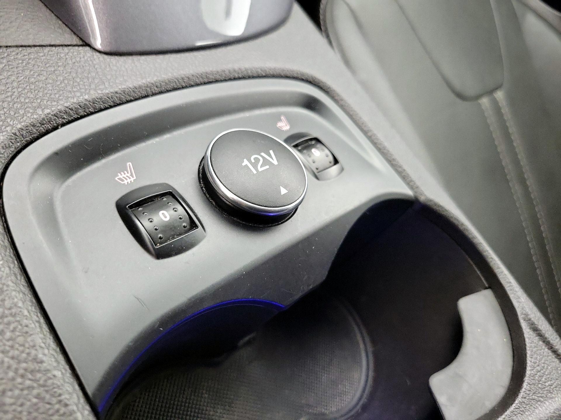 Thumbnail: 2014 Ford Focus - 18