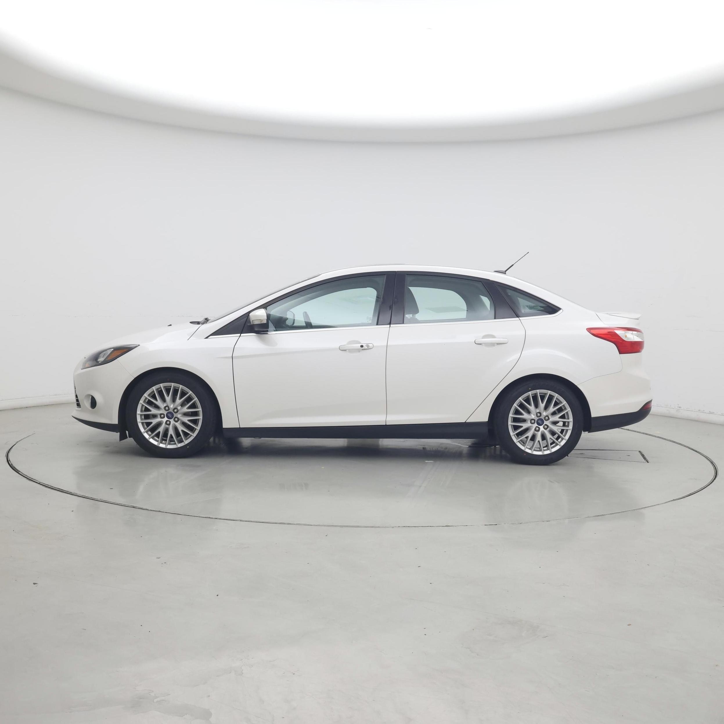 Thumbnail: 2014 Ford Focus - 3