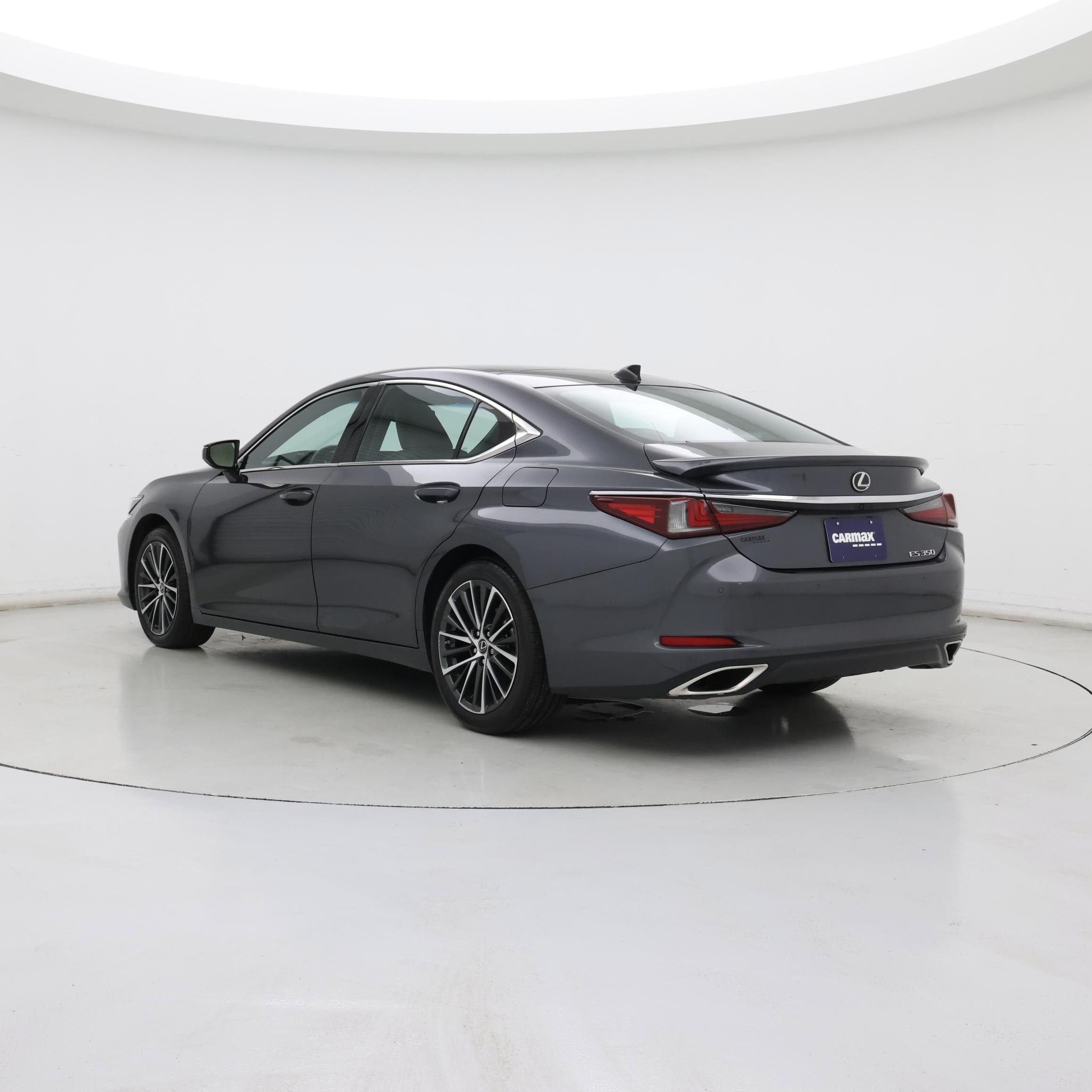 Thumbnail: 2023 Lexus ES - 2