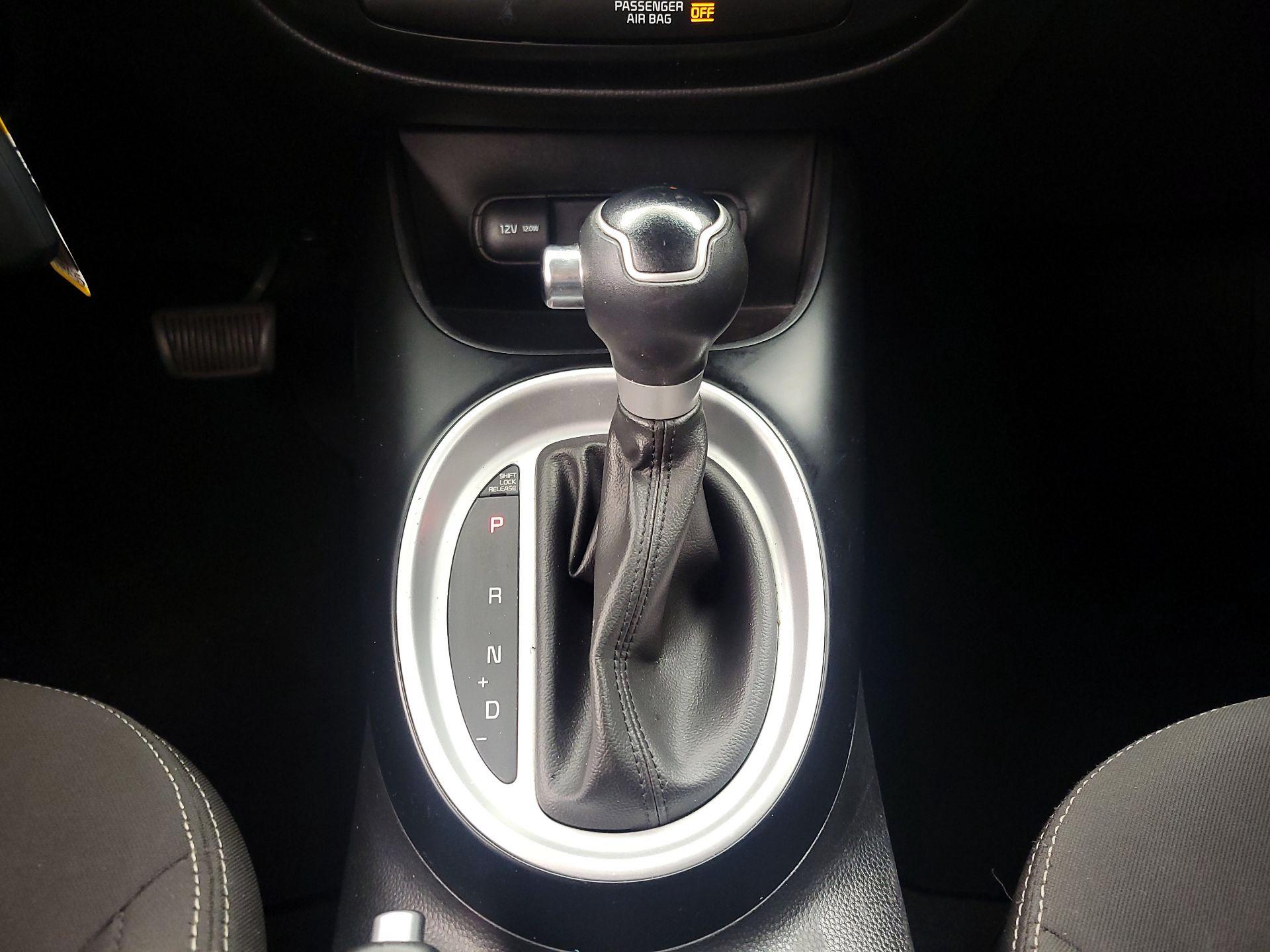 Thumbnail: 2018 Kia Soul - 17
