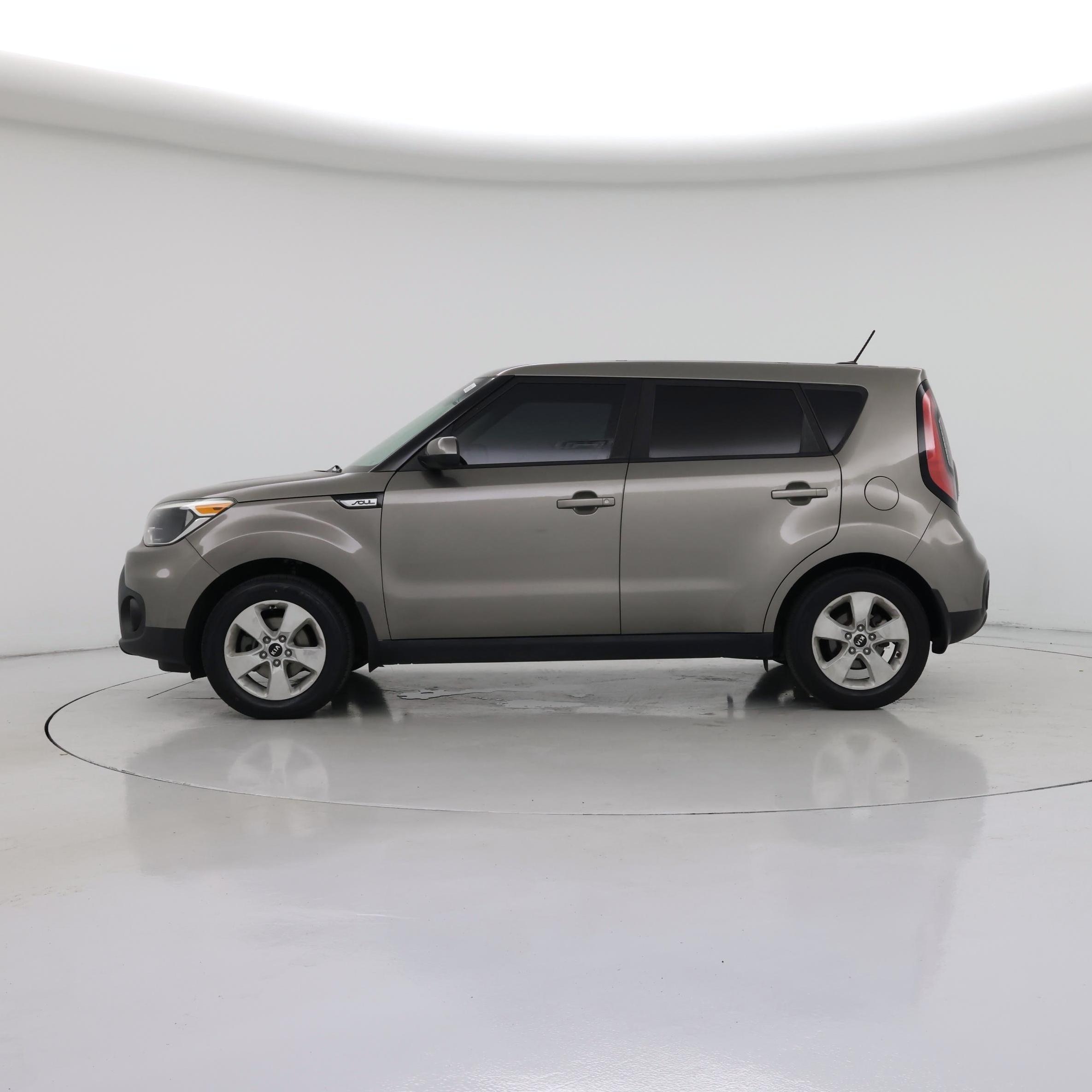 Thumbnail: 2018 Kia Soul - 3