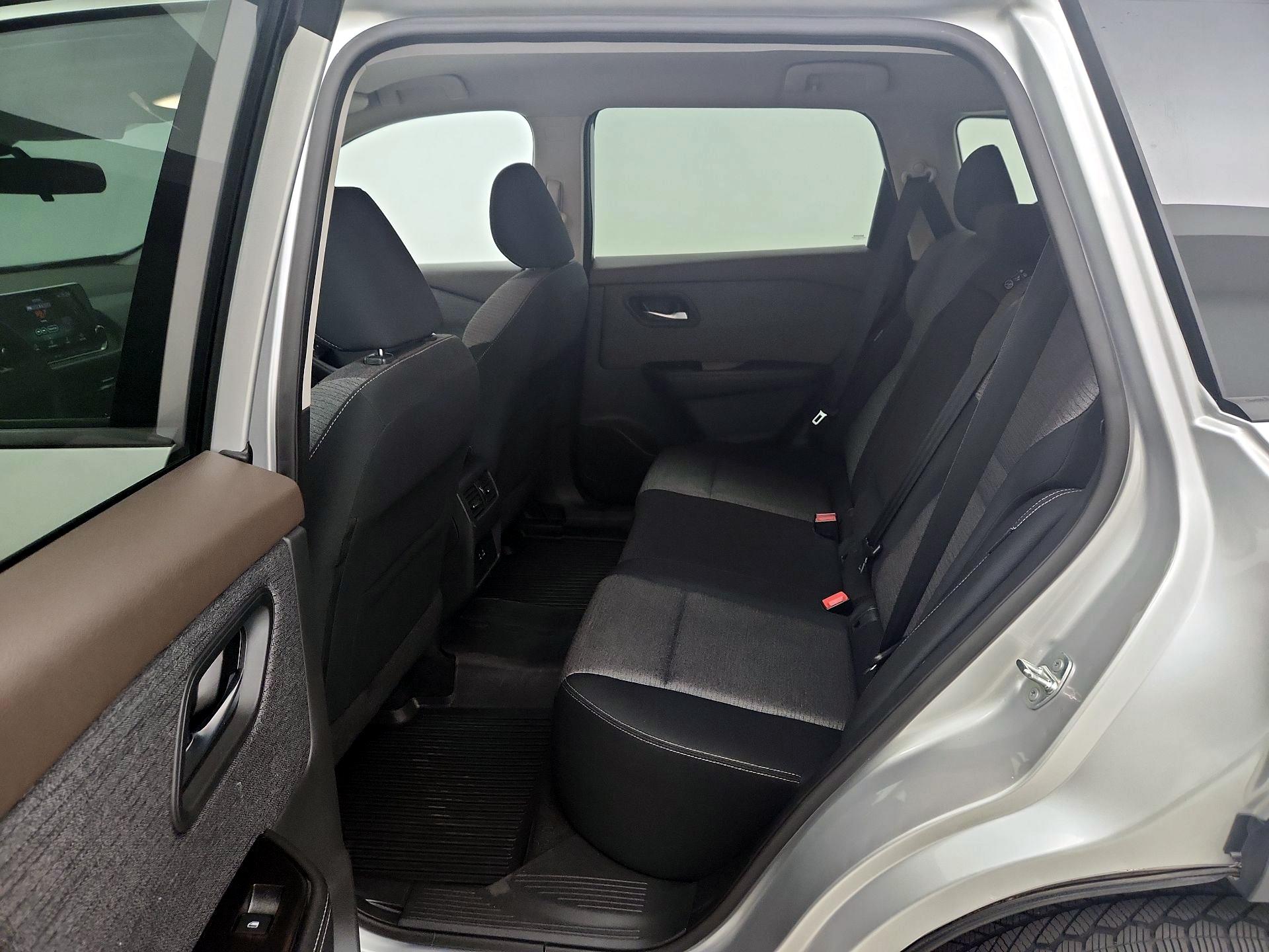 Thumbnail: 2021 Nissan Rogue - 19
