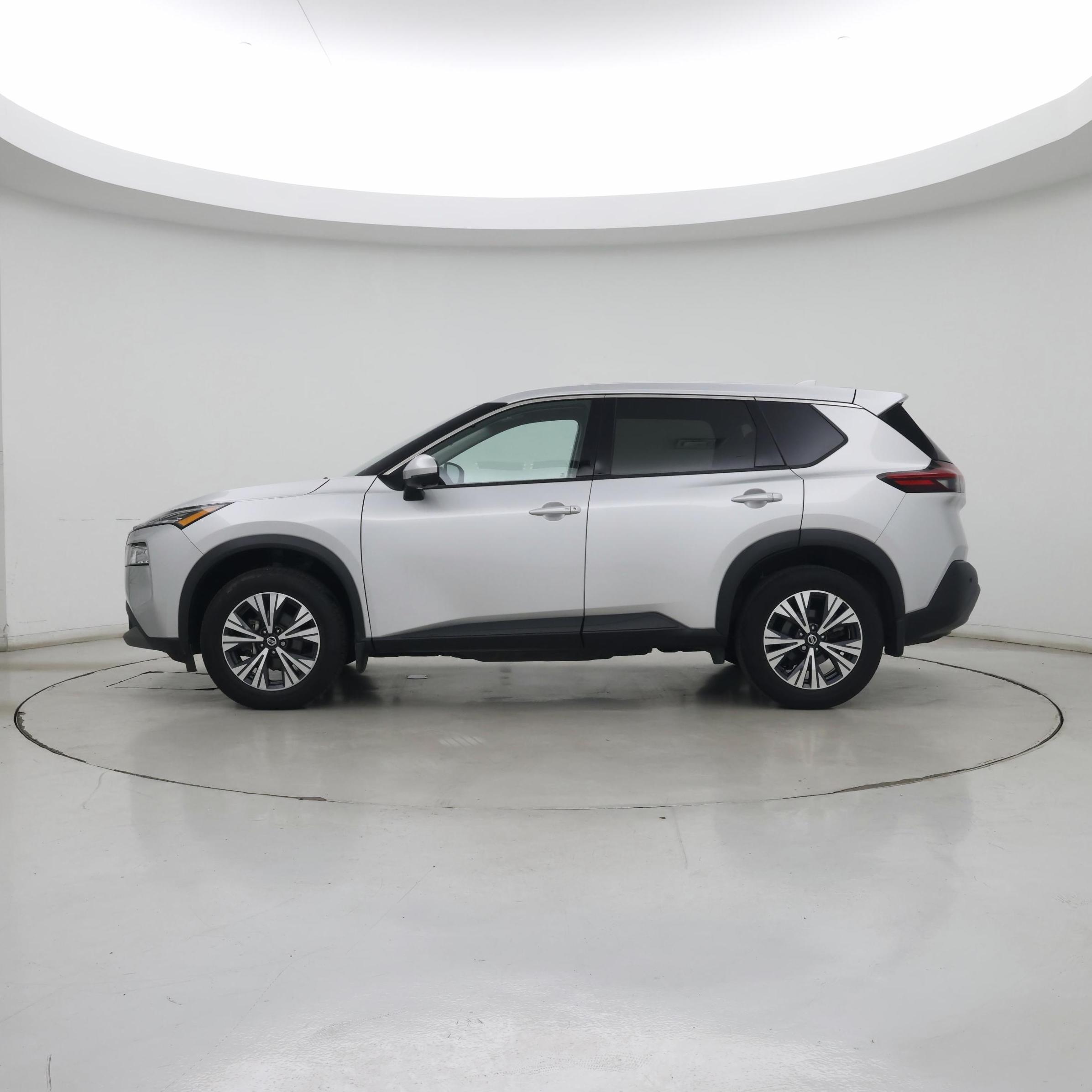 Thumbnail: 2021 Nissan Rogue - 3
